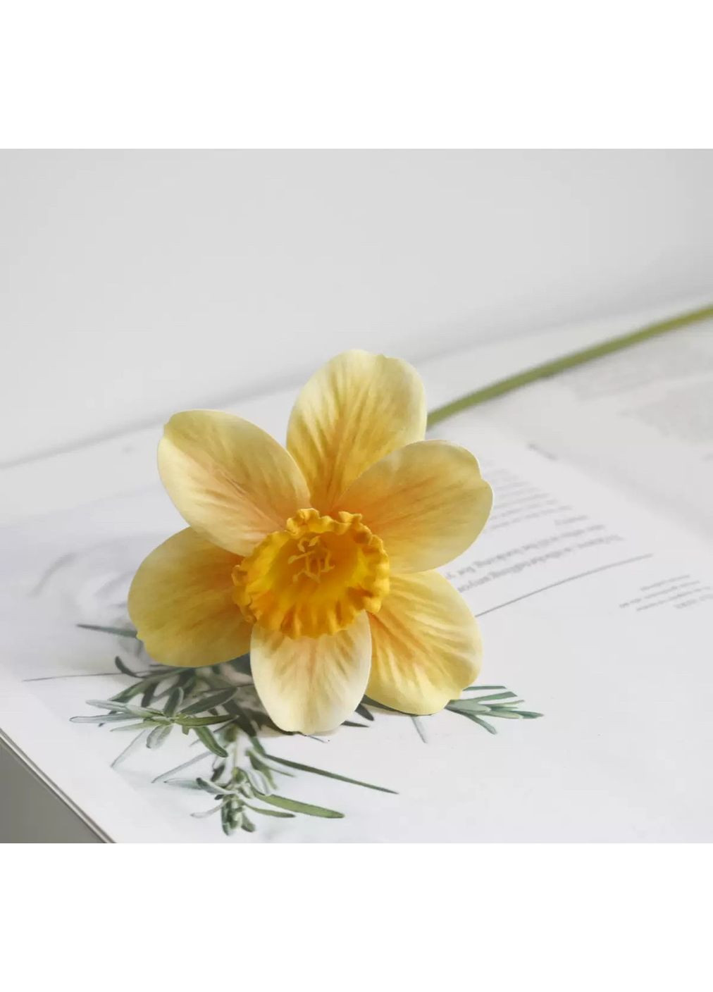 Искусственная ветка Нарцисс 40 см, декоративная премиум ветка для декора 1 шт ( ) China (366874882)