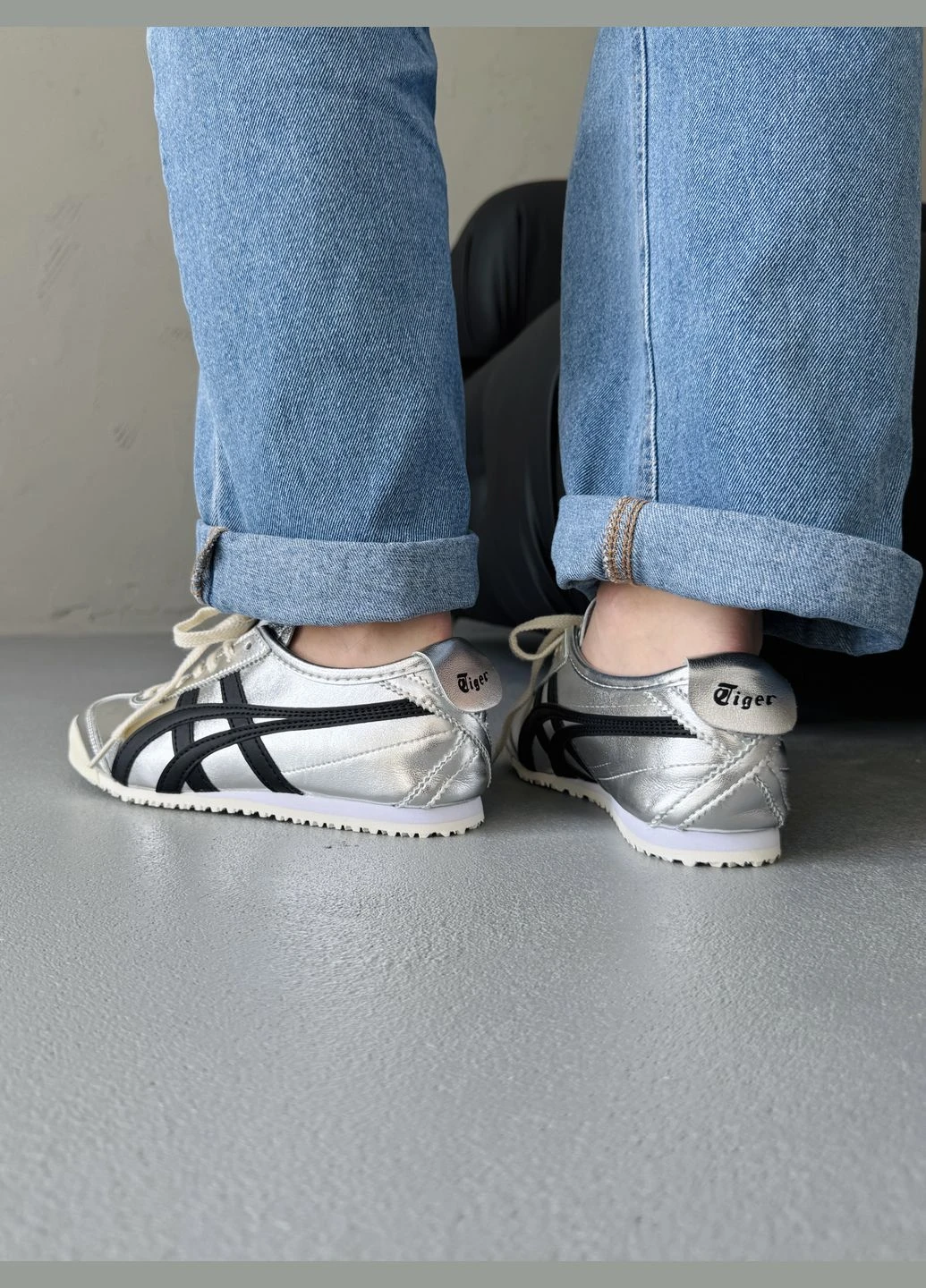 Срібні Осінні кросівки чоловічі і жіночі asics onitsuka tiger mexico 66’s silver black | асікс онітцука тайгер срібні No Brand
