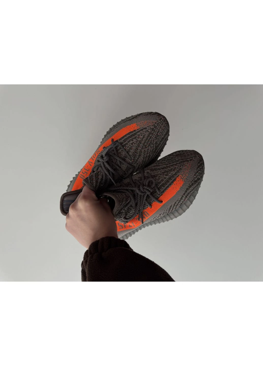 Цветные летние кроссовки adidas yeezy boost 350 v2 beluga reflective адидас изи буст No Brand