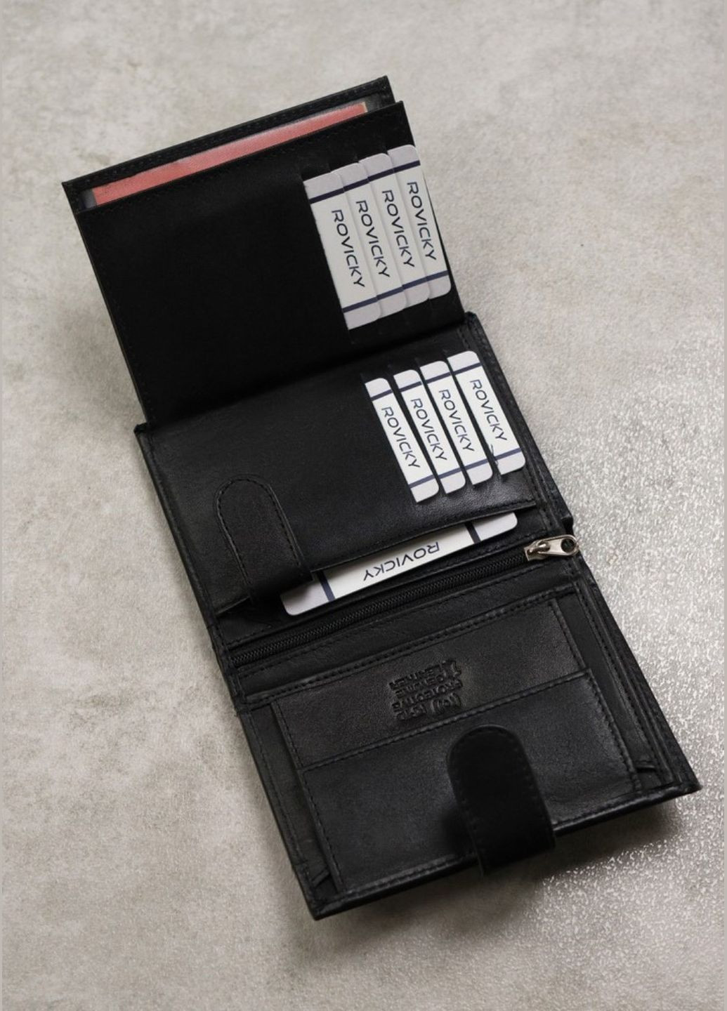 Шкіряне чоловіче портмоне з кишенею для картки Always Wild (301868208)