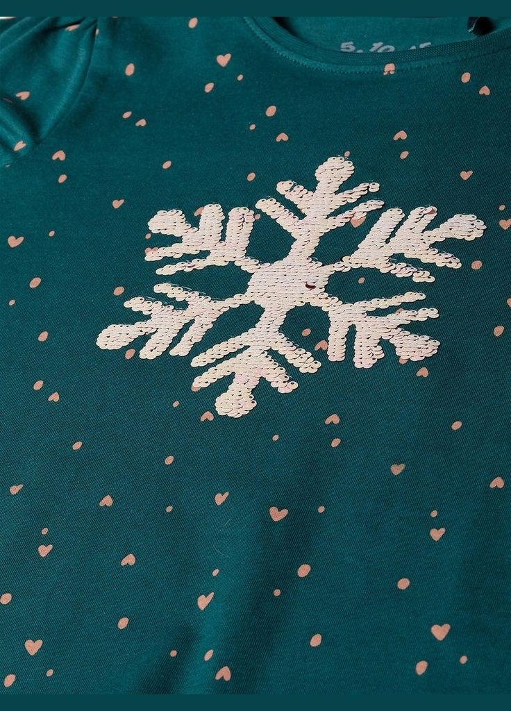 Зелена демісезонна дитяча футболка "сніжинка" з паєтками 5.10.15