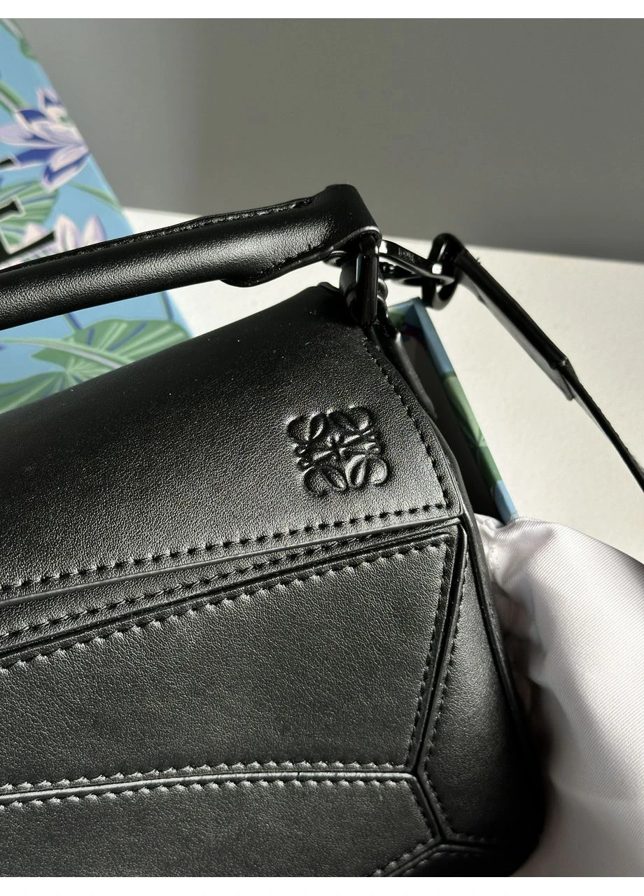 Женская сумка Paula's Ibiza Puzzle Bag In Classic Calfskin Black No Brand (386417239)