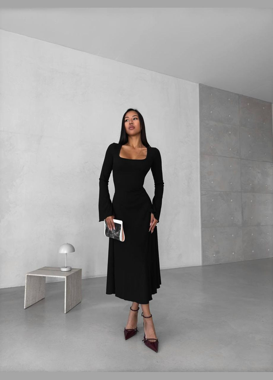 Чорна повсякденний сукня максі з зав'язками на спині силуетна Adelante однотонна