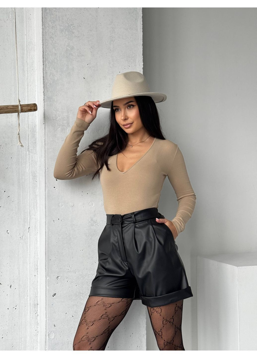 Шорти жіночі з еко-шкіри Style Point (369456490)