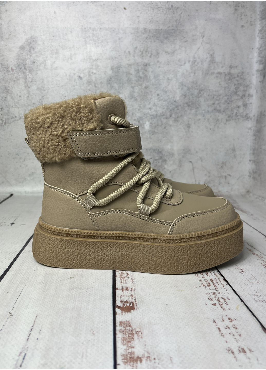 Бежевые повседневные, кэжуал ботинки детские зимние на девочку бежевый (738) Clibee