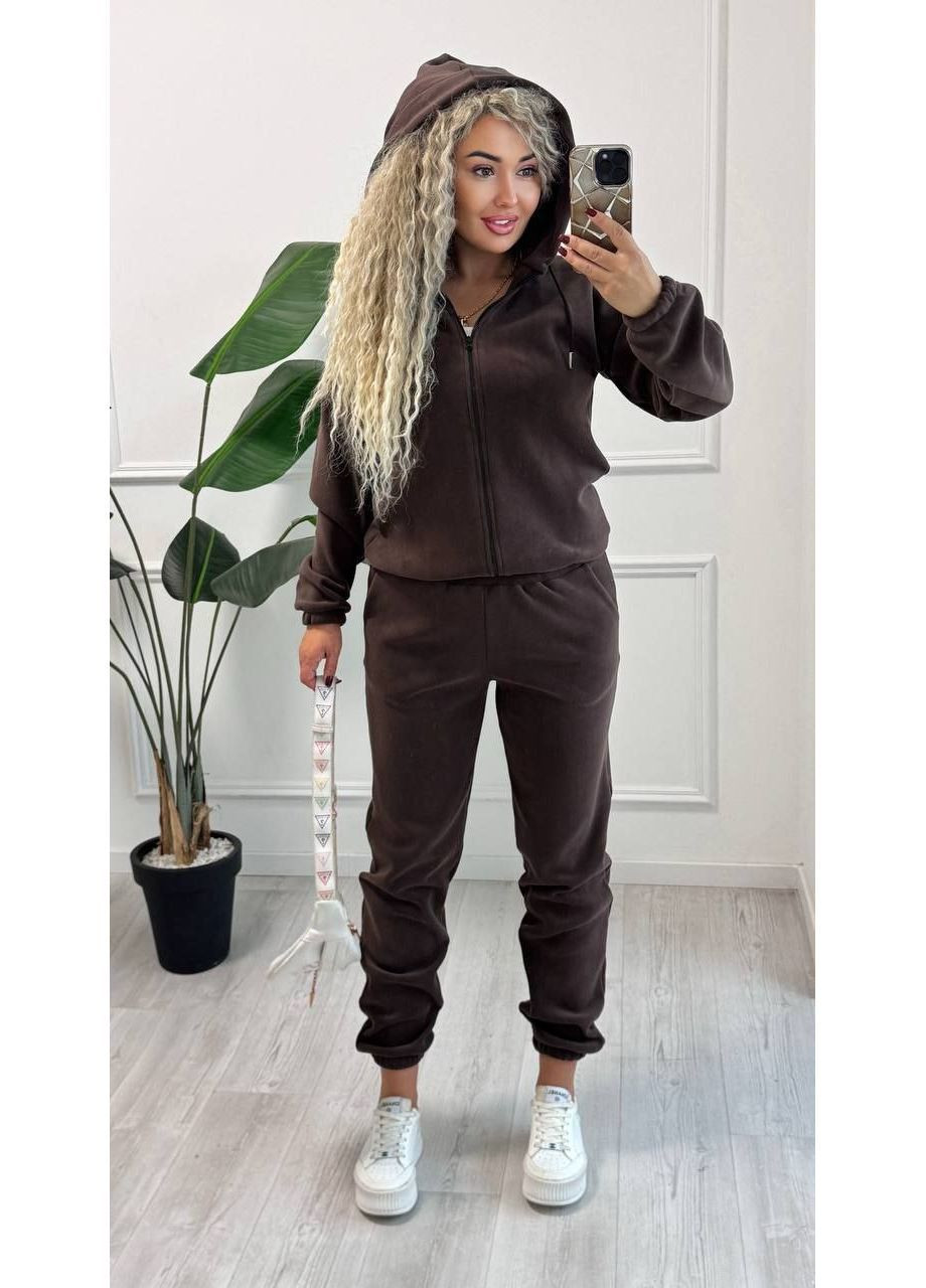 Спортивний флісовий костюм  LeVi (367088797)