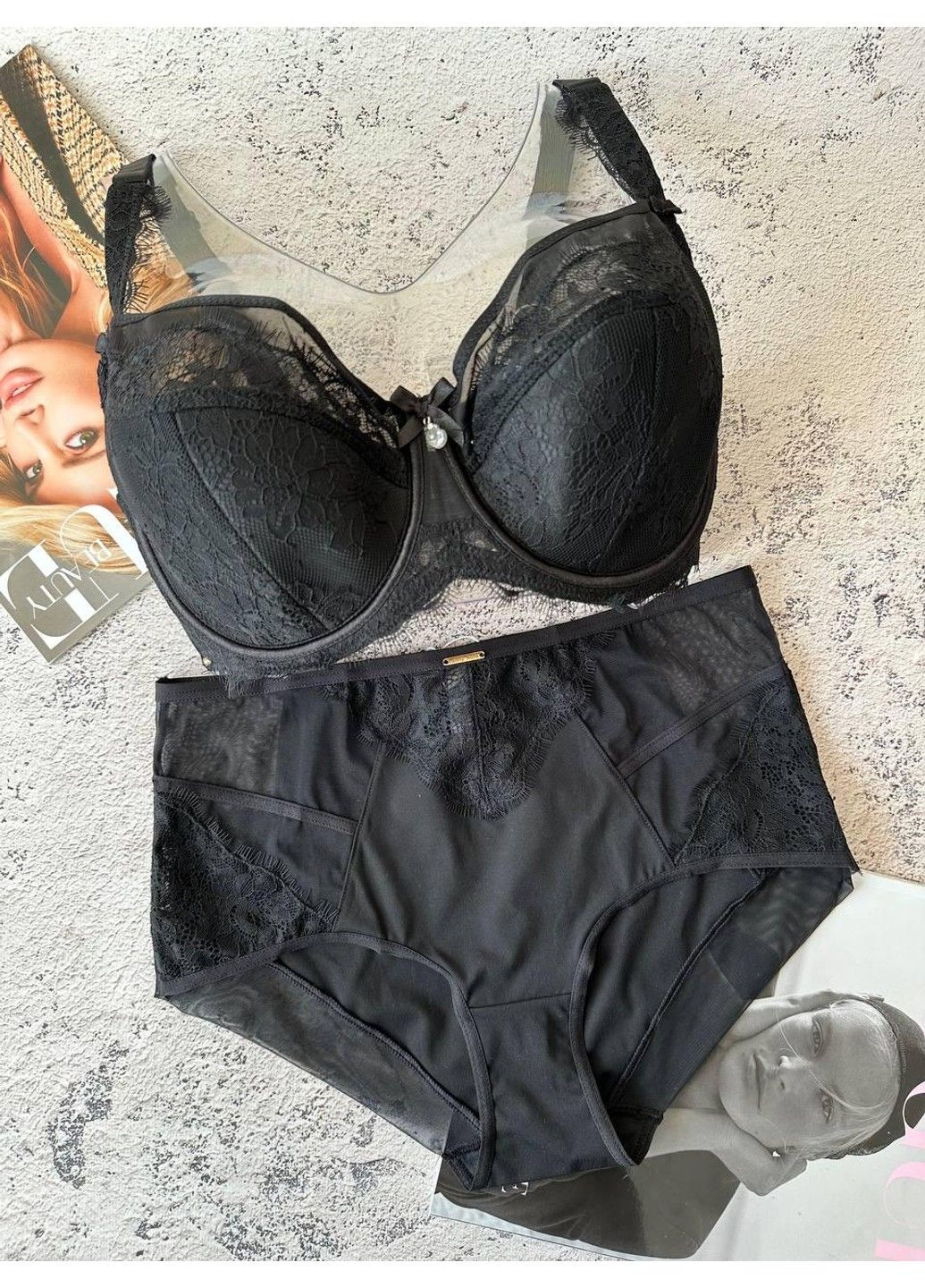 Черный черное женское нижнее белье большого размера комплект на чашку е Lanny Mode