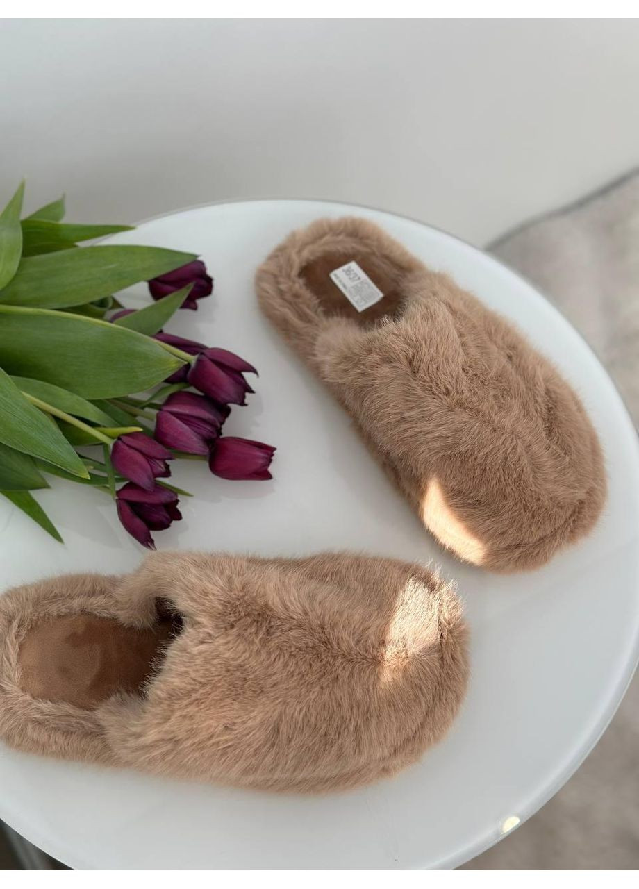 Жіночі пухнасті тапочки / Жіночі теплі капці із штучного хутра мокко / Жіночі м’які домашні тапки кольору мокко No Brand (367102221)