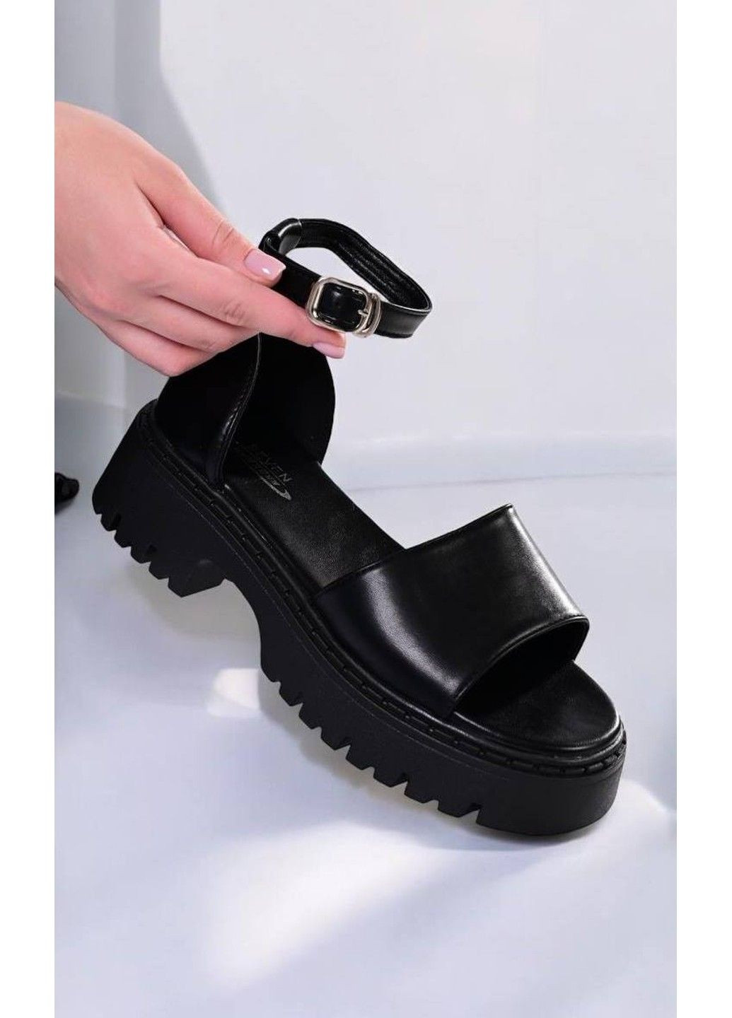 Черные босоножки женские черные Seven