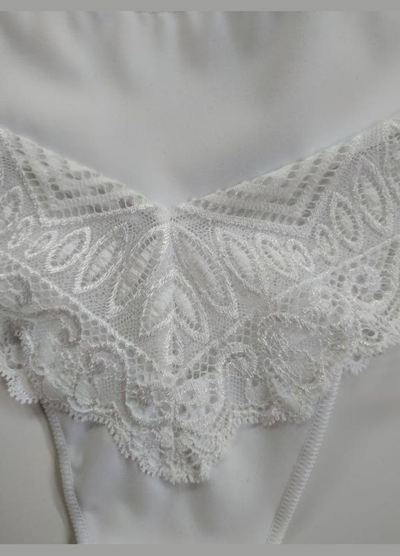 Элегантные женские стринги белого цвета с гипюром sirtaka размер Л. 48волбар Wolbar (369612917)