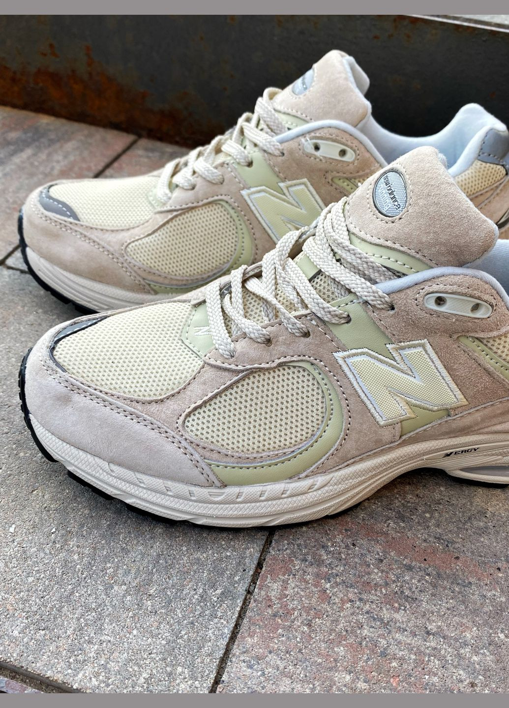 Кроссовки женские и мужские New Balance 2002R beige | Нью Беланс 2002R бежевые No Brand бежевые демисезоны (316663487)