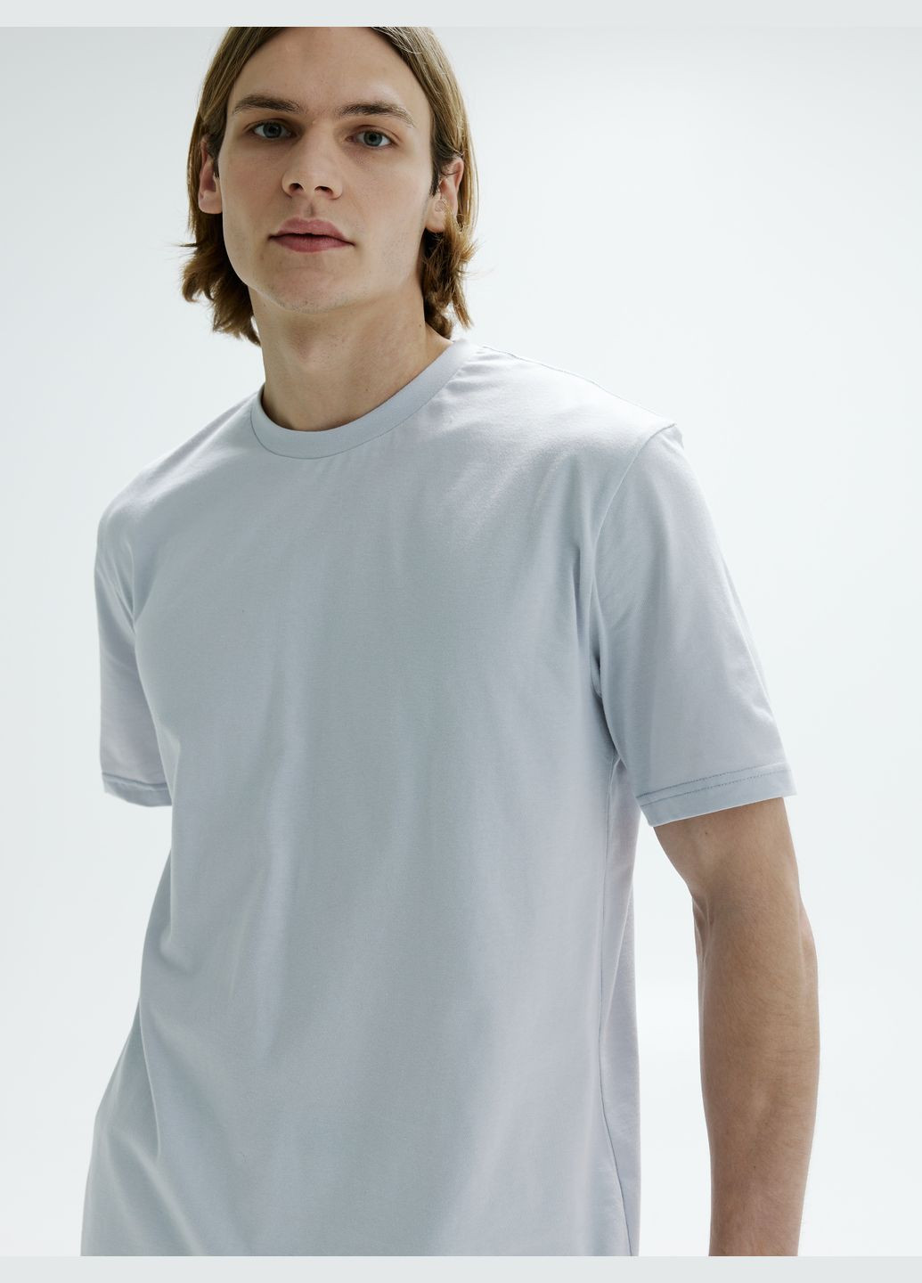 Світло-сіра футболка для чоловіків з коротким рукавом Роза