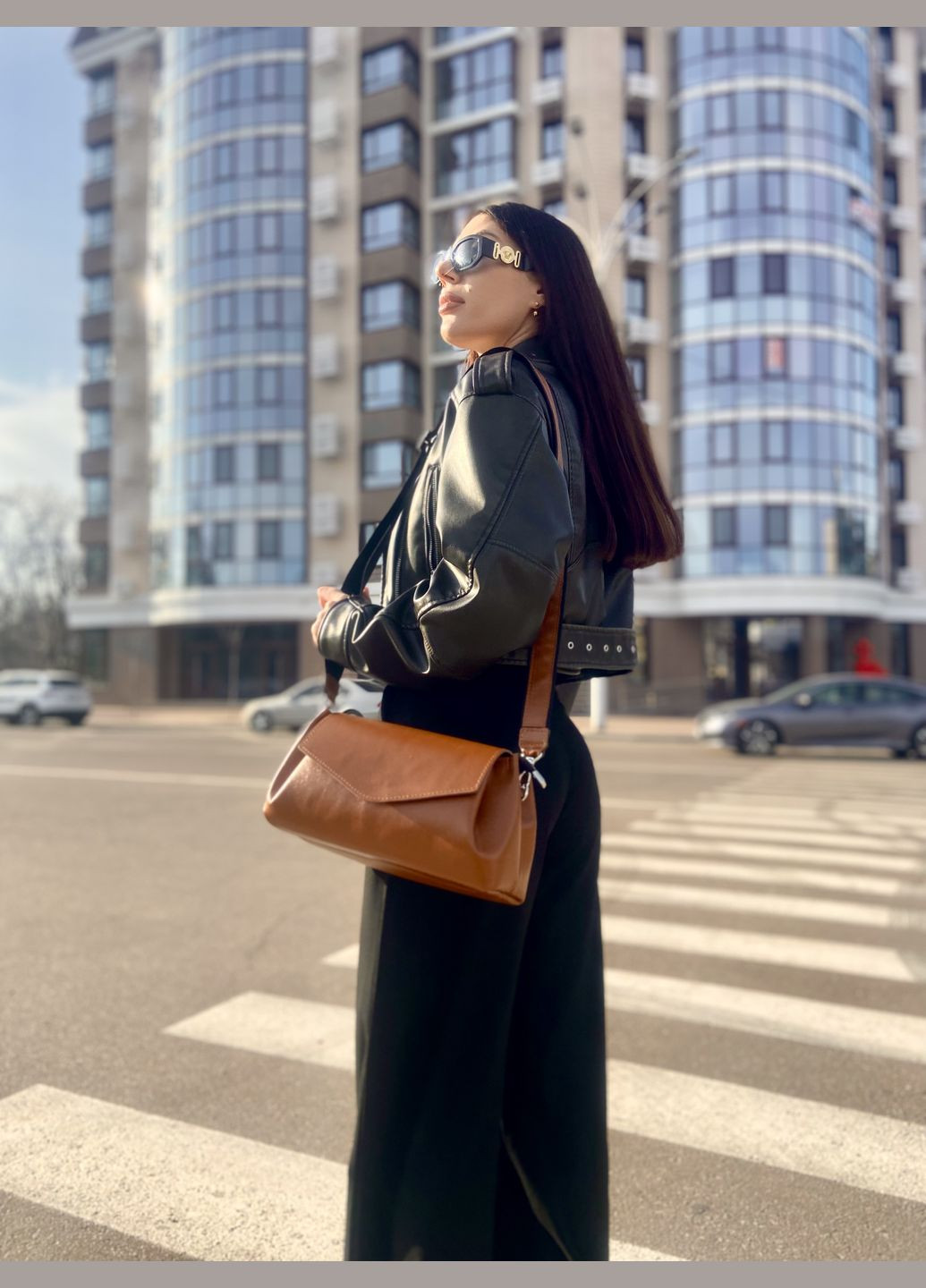 Сумка багет каркасная широкий ремень кожаная средняя белая 1757 9181 ARTiS Bags Сумка (328082990)