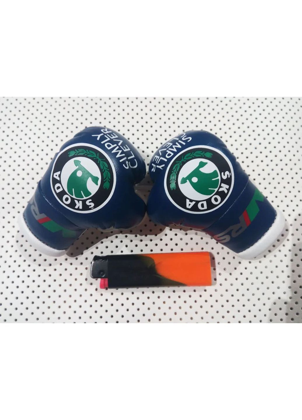 Подвеска на зеркало для авто SKODA синий No Brand (362174832)