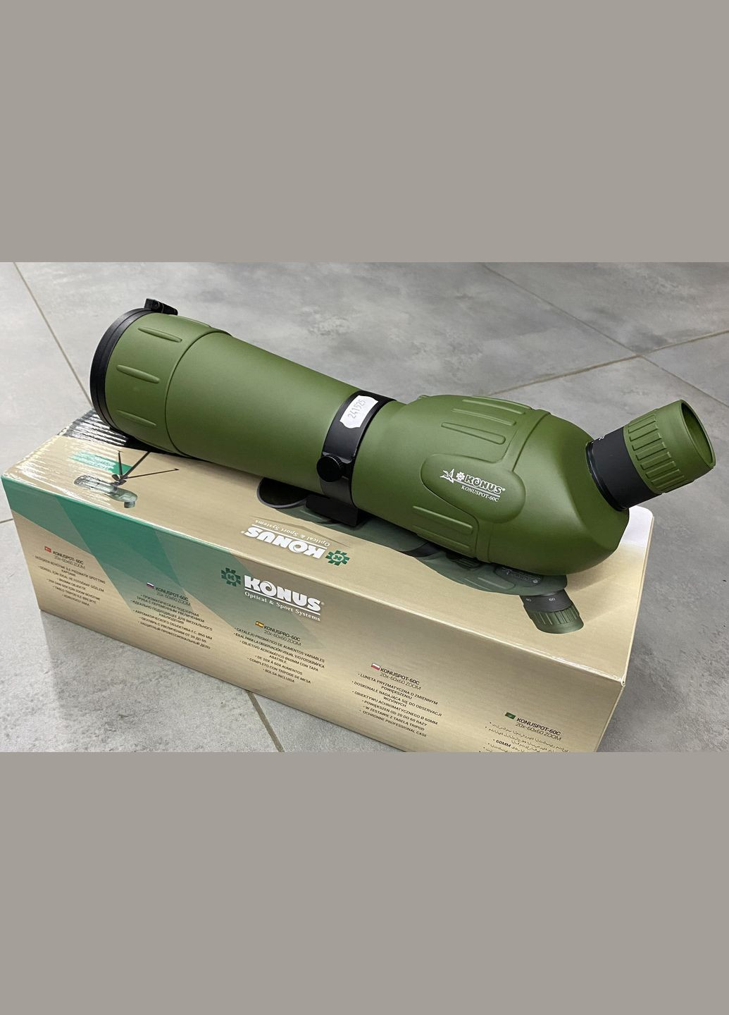 Подзорная труба KONUSPOT-60C 20-60x60, штатив в комплекте, чехол, ремень Konus (338625250)