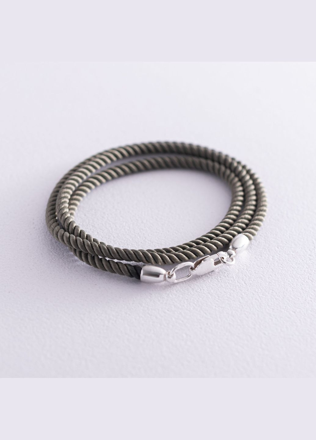 Шелковый шнурок цвета Хаки с гладкой серебряной застежкой (3мм) 18396 35 Oniks (264024269)