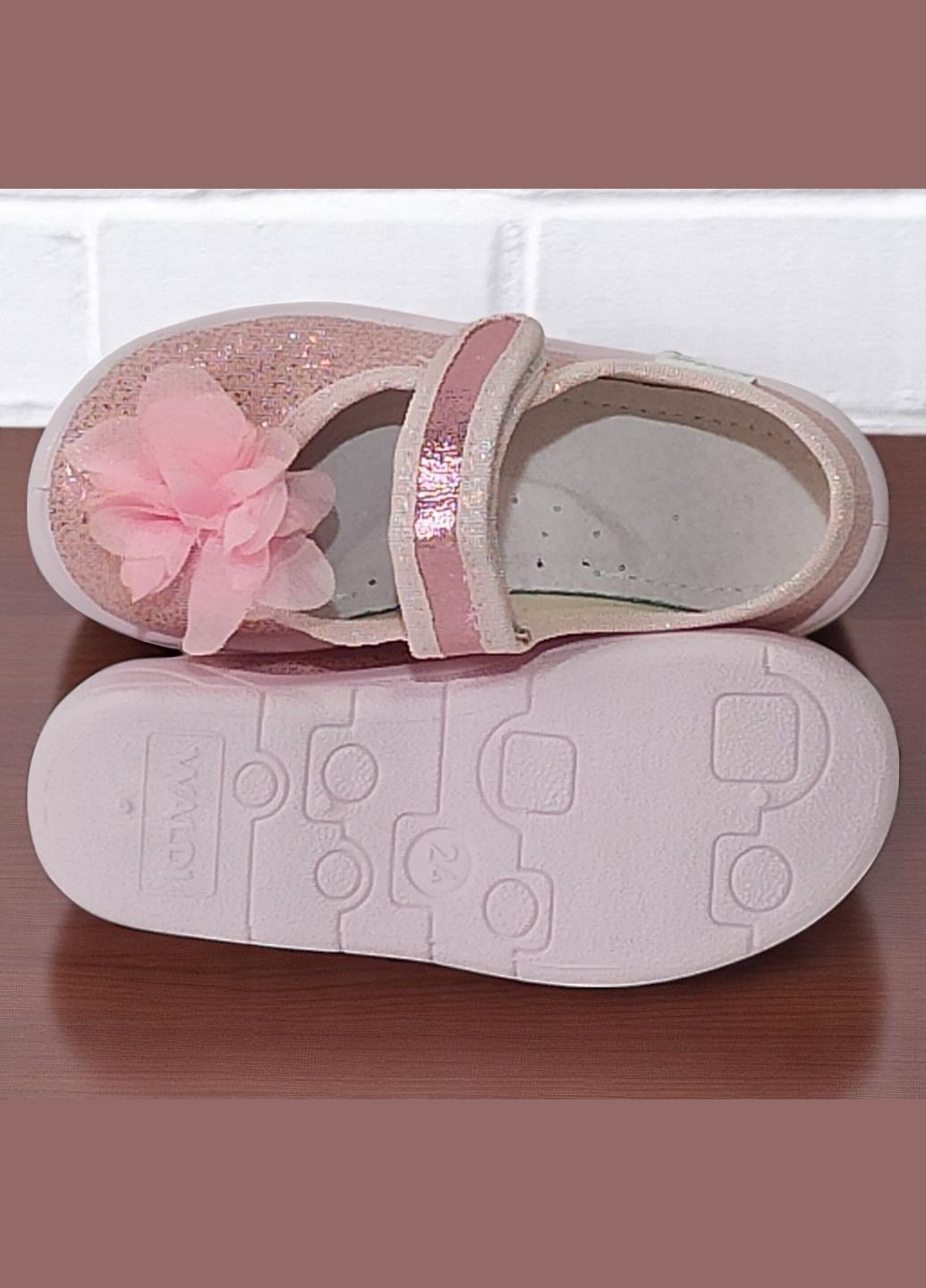 Розовые ортопедические тапочки на липучке для девочки сменка в садик валди Waldi с бантом, с цветами