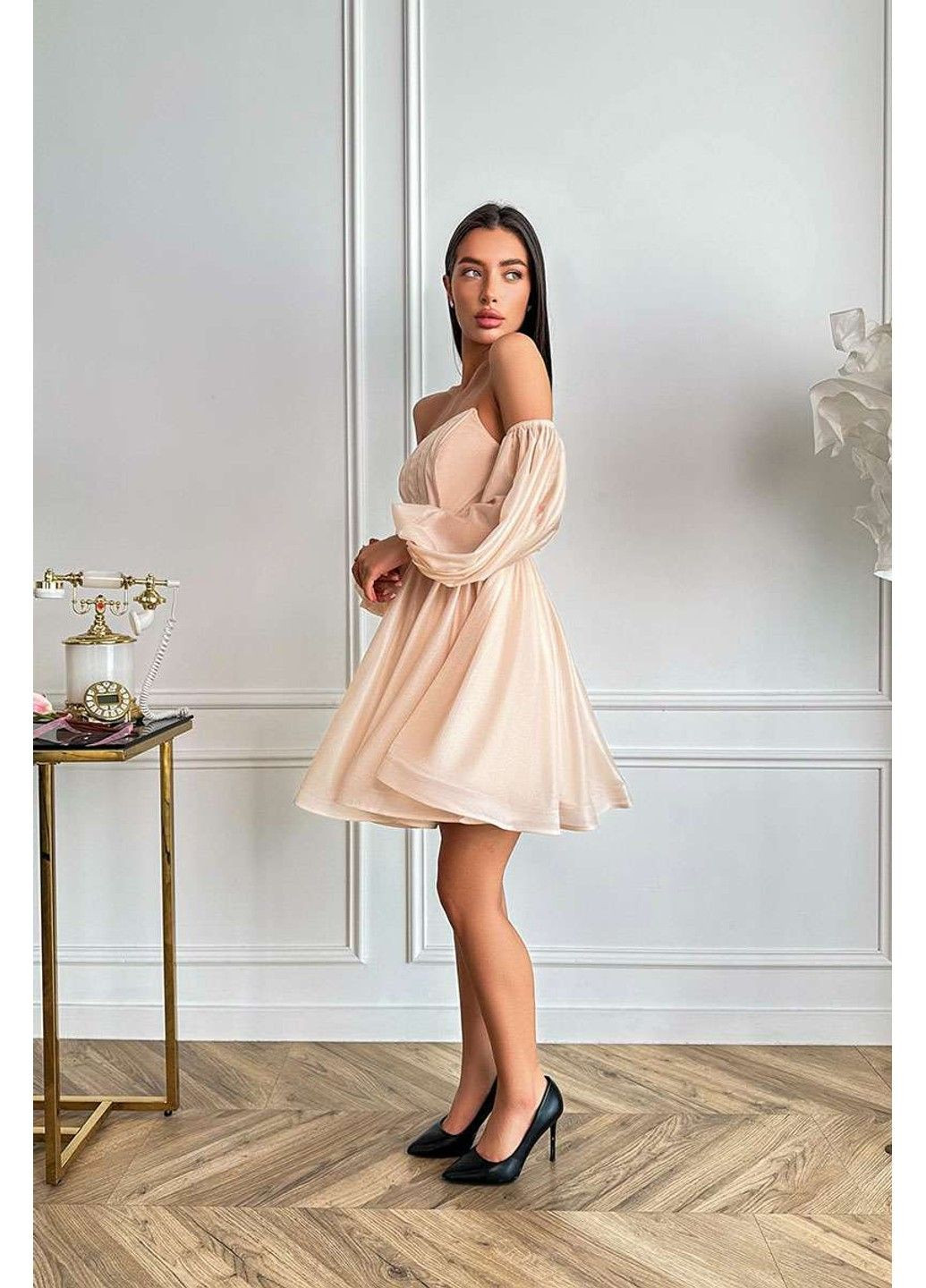 Персиковое коктейльное платье перламутровый шифон 24003 персиковое Tanita-Romario
