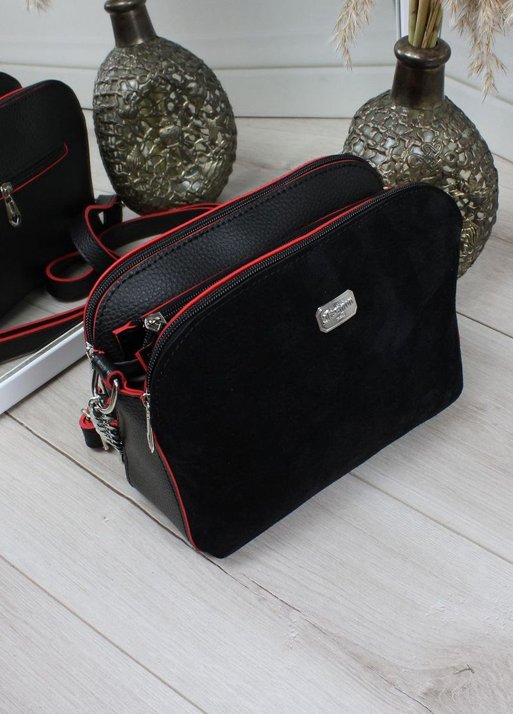 Жіноча сумка з екошкіри з замшевими вставками Vishnya (327792629)