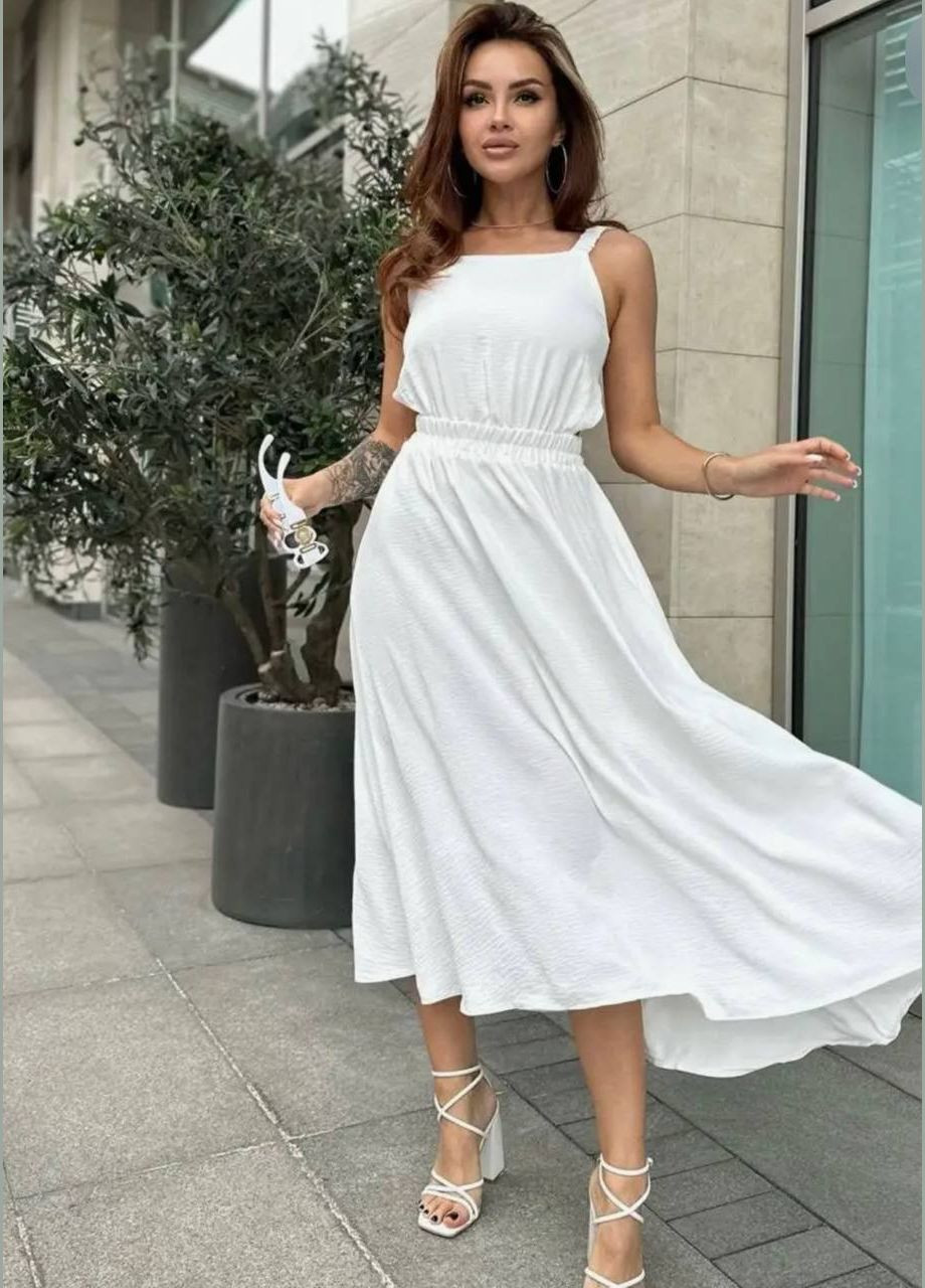 Белое повседневный женское платье с откритой спиной с открытой спиной Україна однотонное