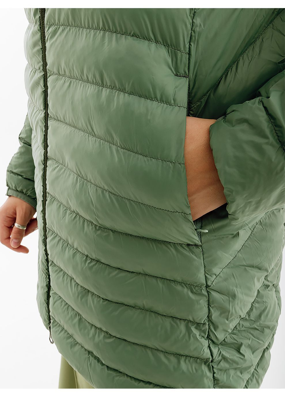 Зеленая демисезонная женская куртка packlite jacket зеленый Puma