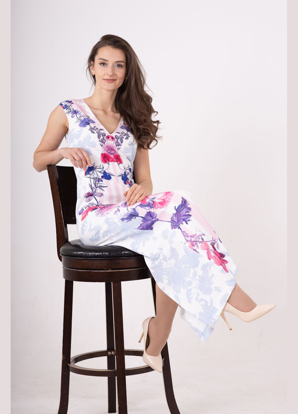 Белое платье Парада однотонное