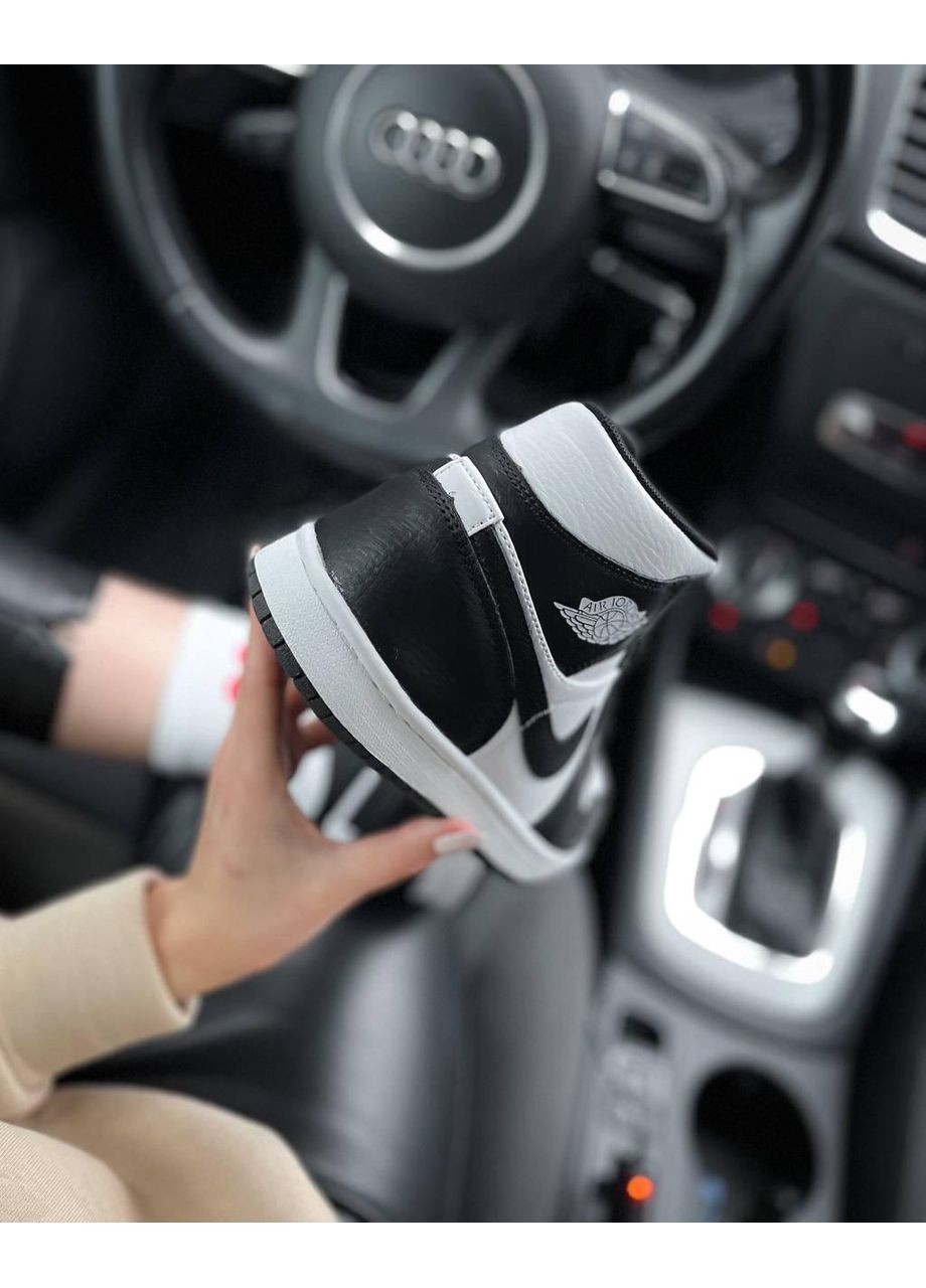 КРОСІВКИ ЖІНОЧІ NIKE AIR JORDAN 1 RETRO HIGH BLACK WHITE LOGO НАЙК АІР ДЖОРДАН No Brand чорні демісезони (367174724)