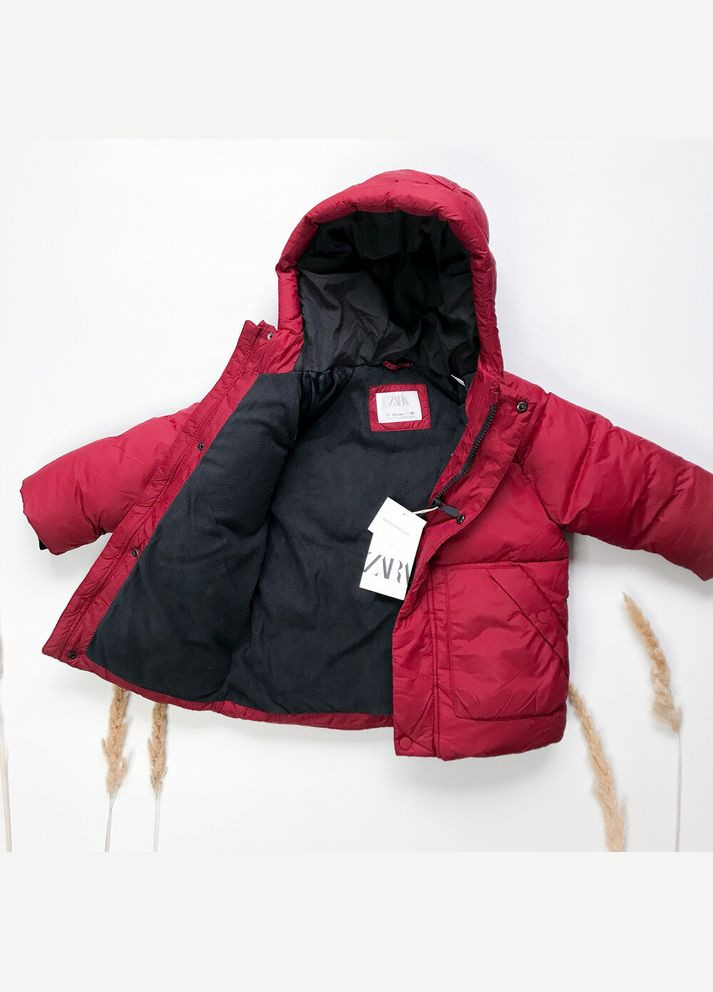 Красная зимняя куртка 98 см красный артикул л365. Zara