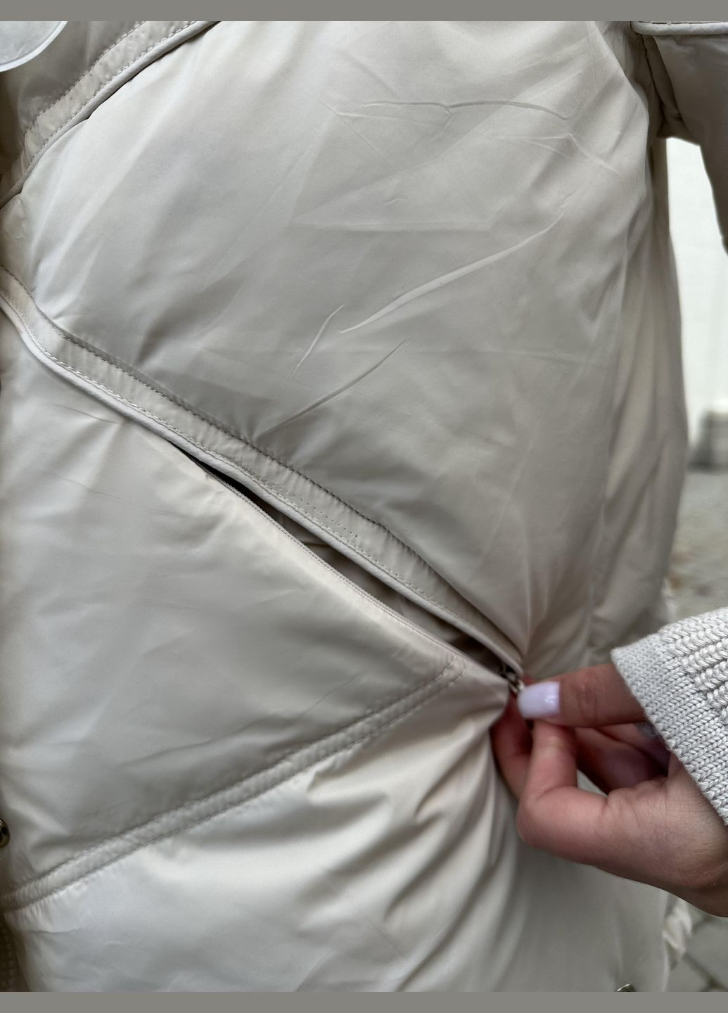 Молочний зимній Пуховик FLY