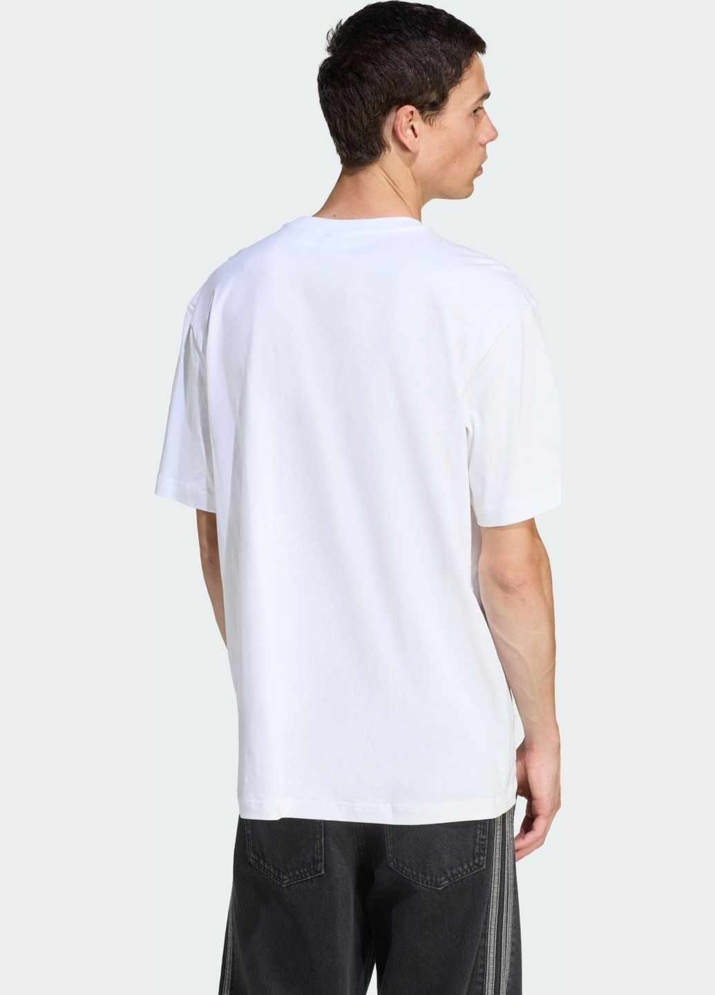 Біла футболка studded adidas