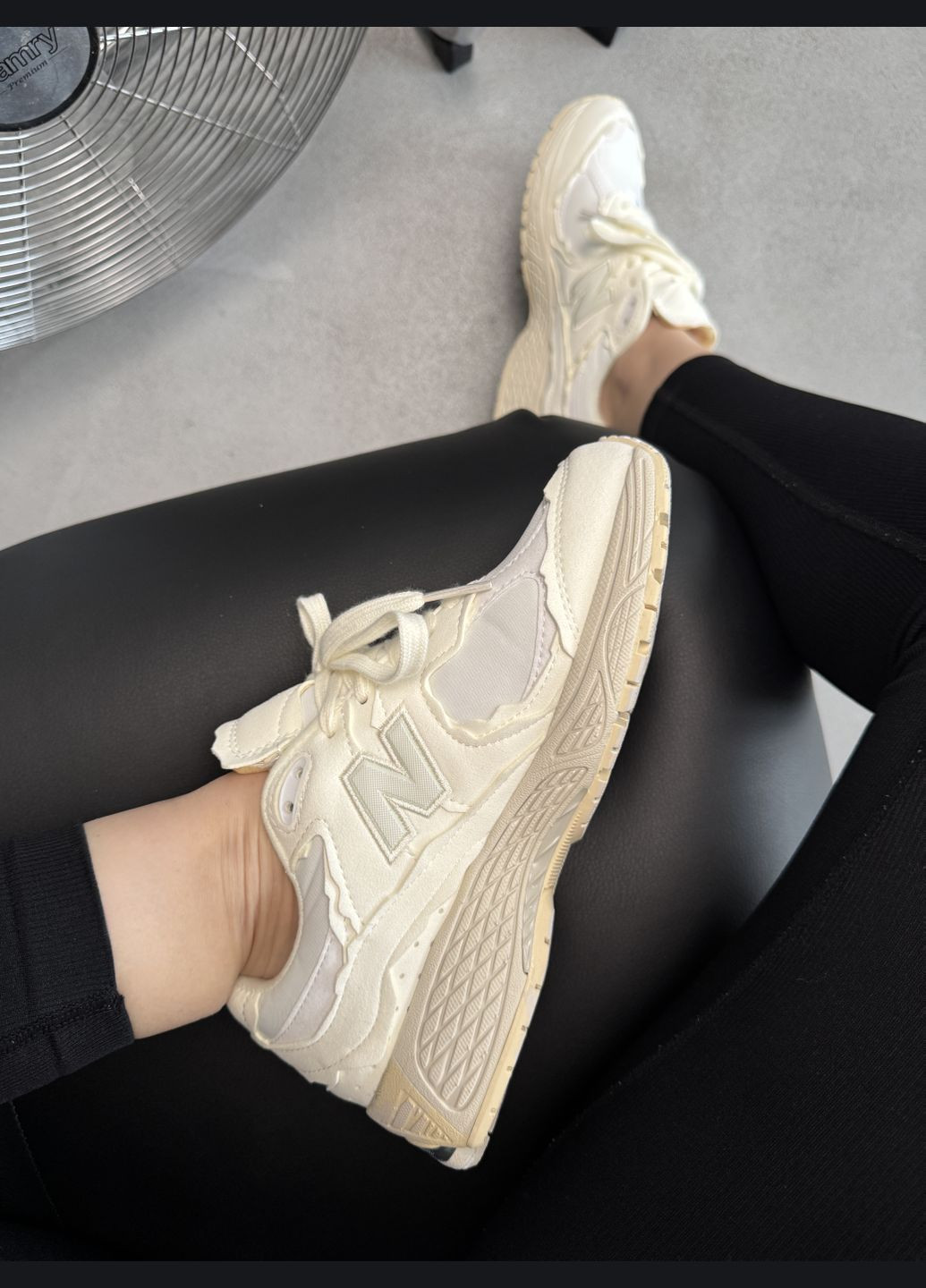 Бежеві Осінні кросівки чоловічі і жіночі new balance 2002r protection pack beige | нью беланс 2002r бежеві No Brand