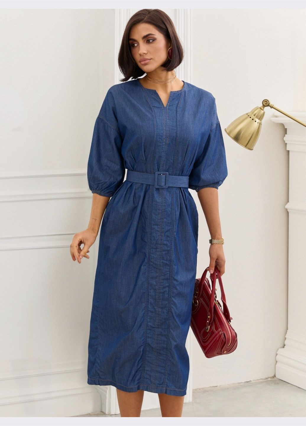 Синее повседневный джинсовое платье-миди с поясом синее Dressa однотонное