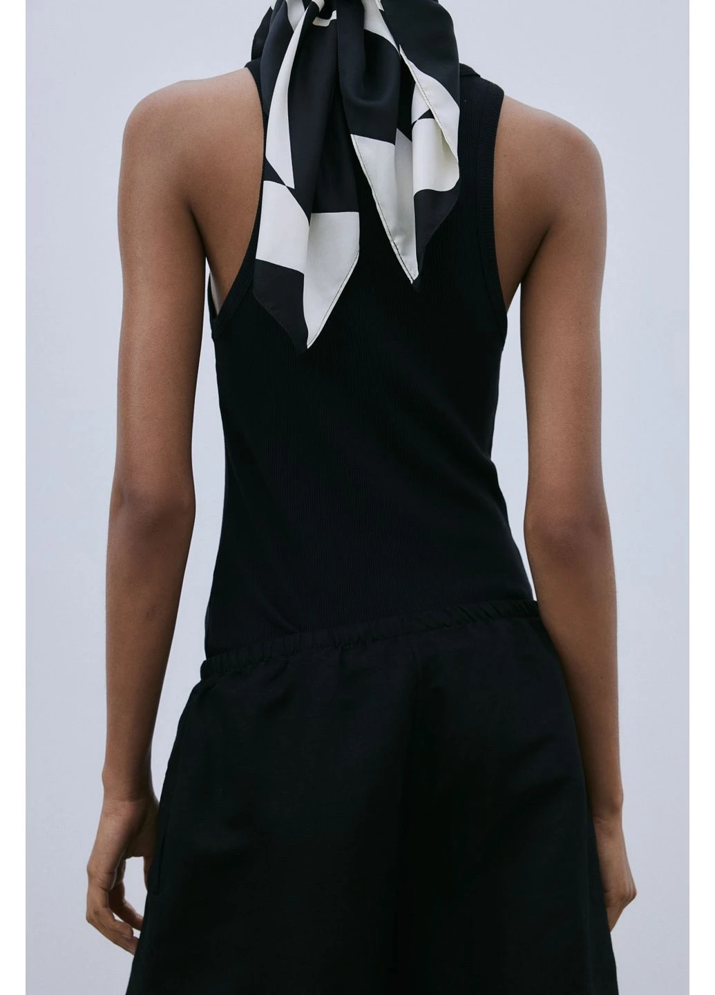 Шорты в составе со льном H&M (392641486)