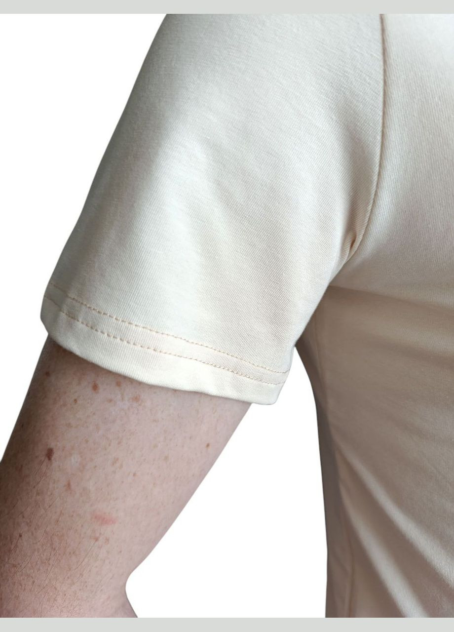 Бежева футболка чоловіча відмінної якості, бежева, туреччина, з логотипом з коротким рукавом No Brand