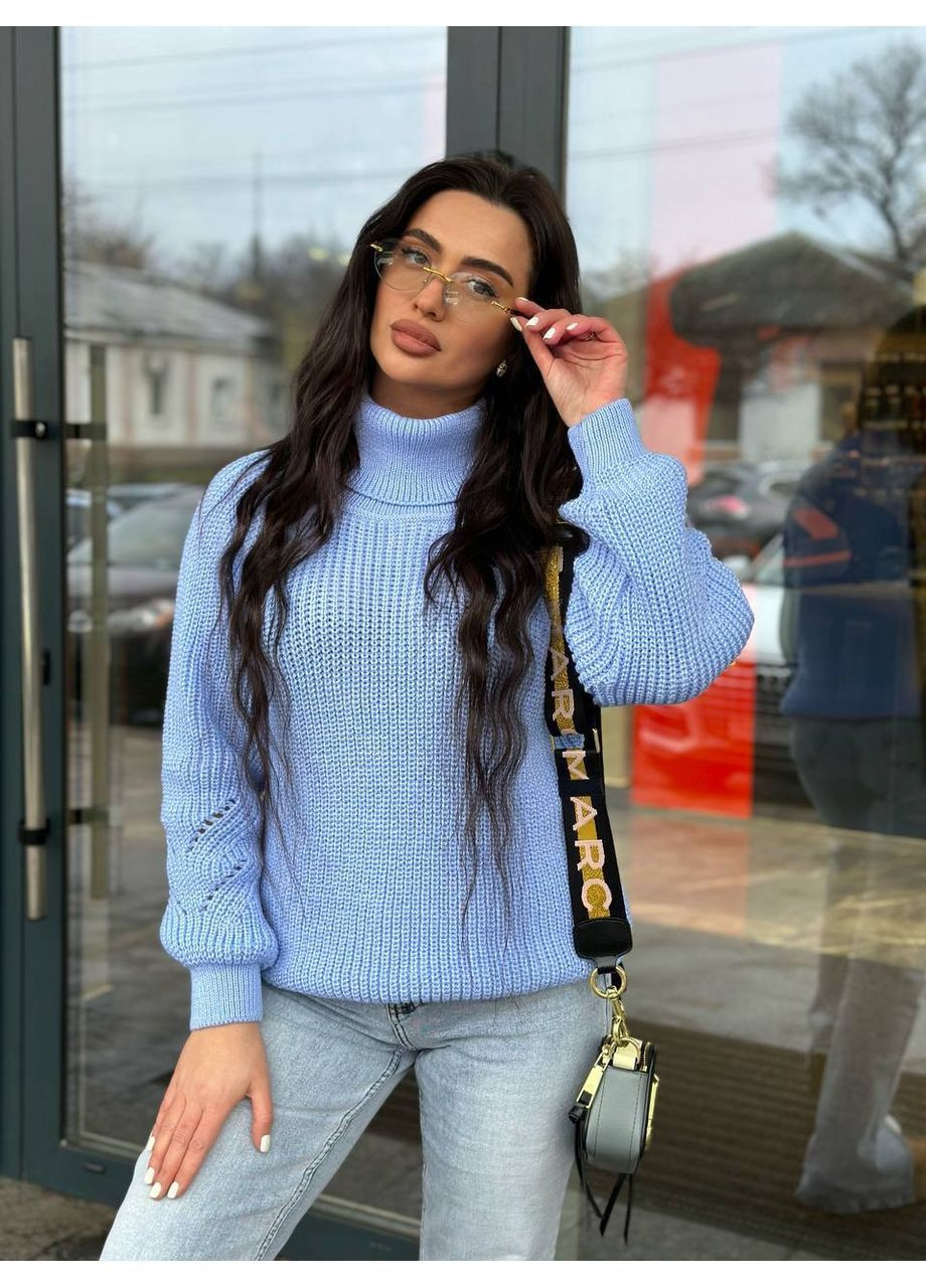 Блакитний жіночий светр в'язаний Osoblyva