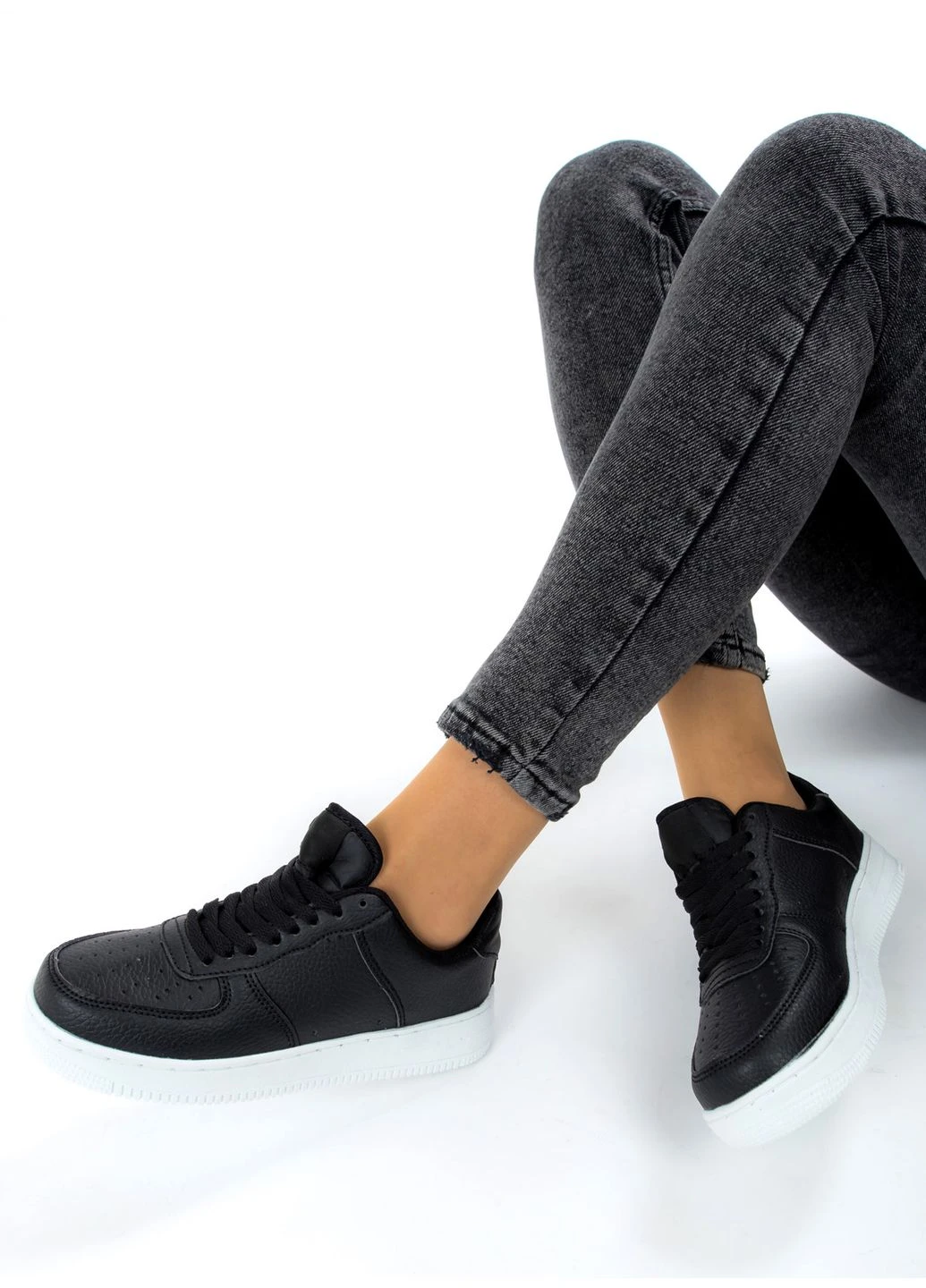Кросівки жіночі Fashion чорні демісезони (279735096)