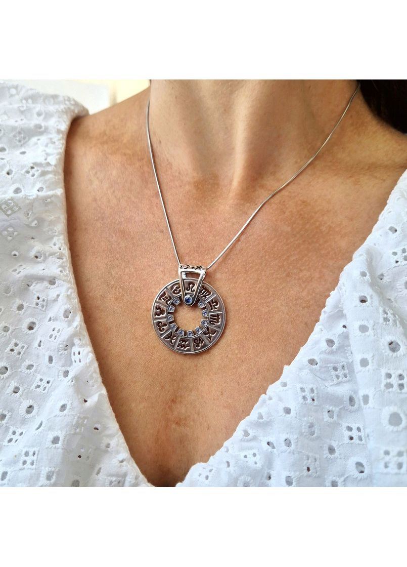 Серебряная круглая подвеска кулон Гороскоп с Красными Камнями черненное серебро 925 пробы 3604 10.32г Nobrand (373031697)