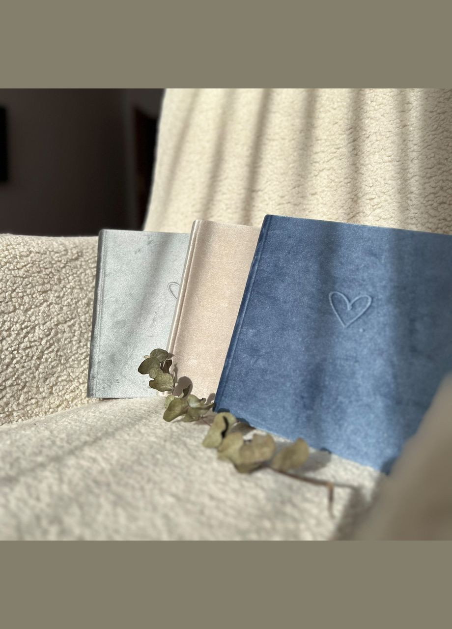 Фотоальбом 22х22 см з велюровою обкладинкою на 200 фото | Альбом для фото 10х15 Your Magnets (338861498)