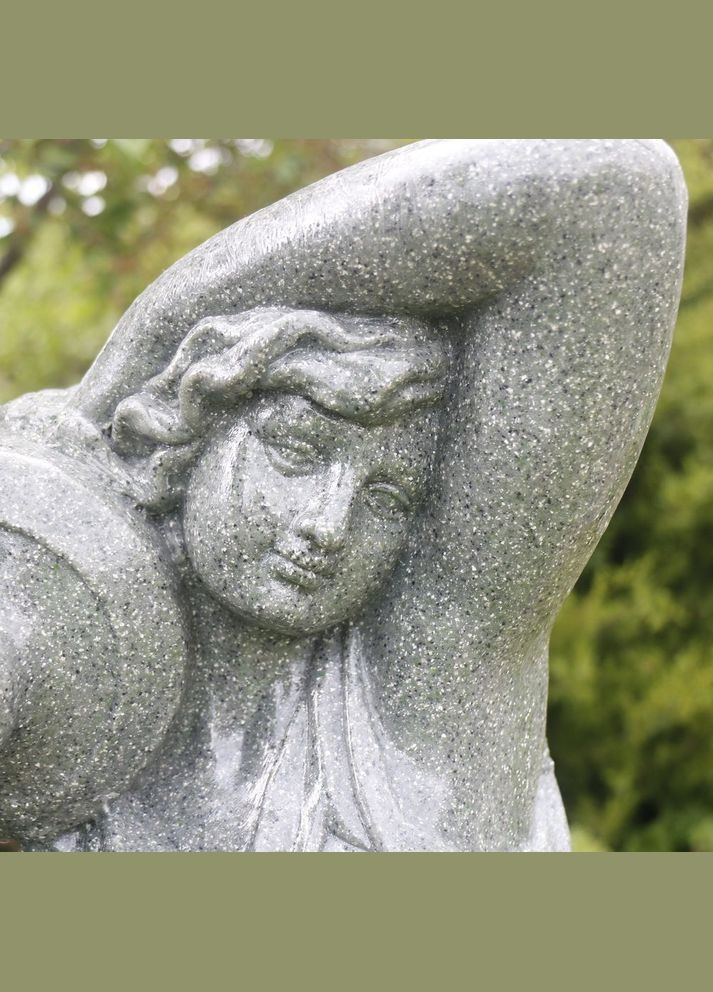 Садовая скульптура Дама с кувшином зеленый гранит 84х23х29 см (ССПГ008842) Гранд Презент (285720627)