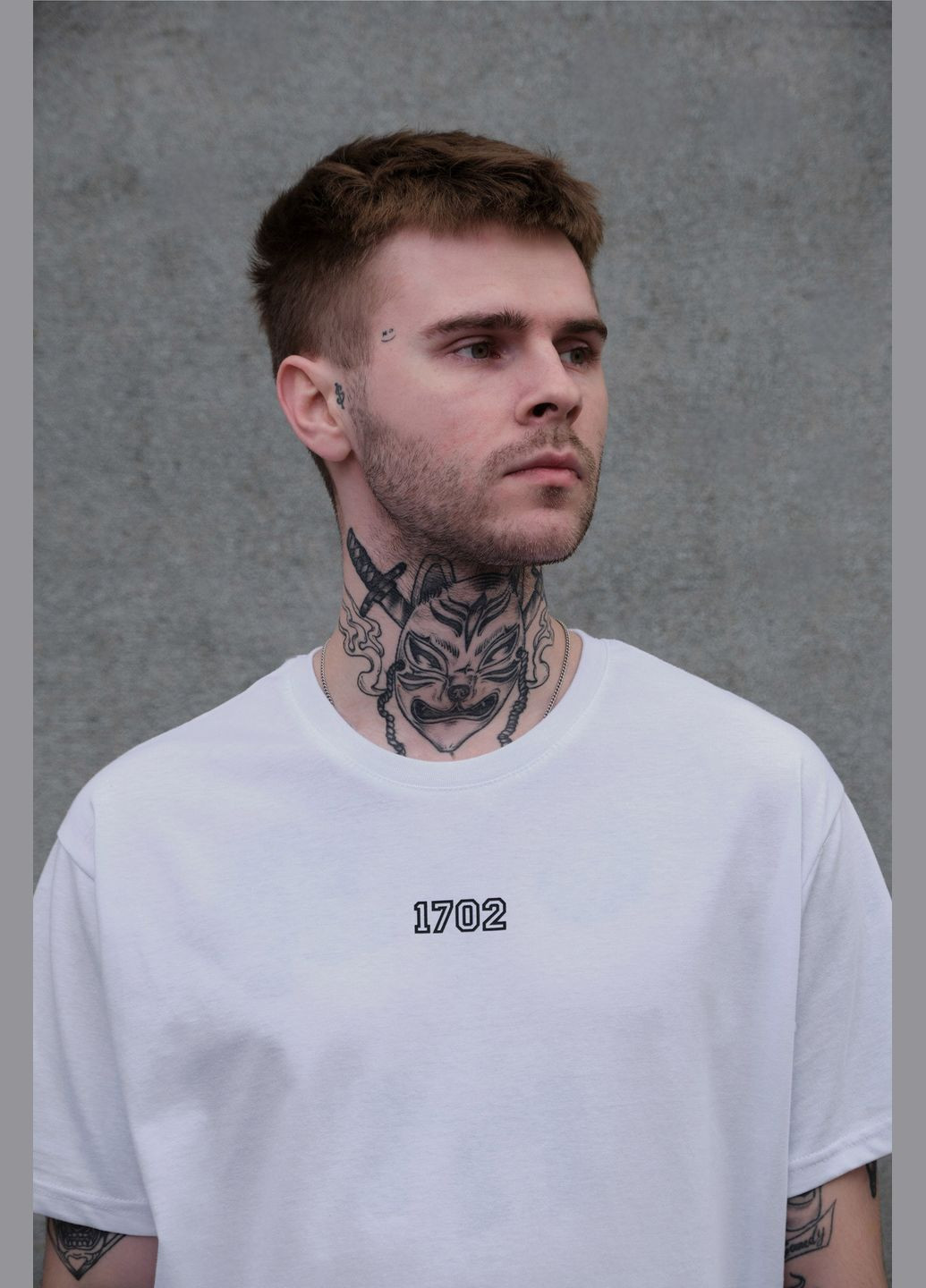 Белая мужская оверсайз футболка с принтом respirator white Without