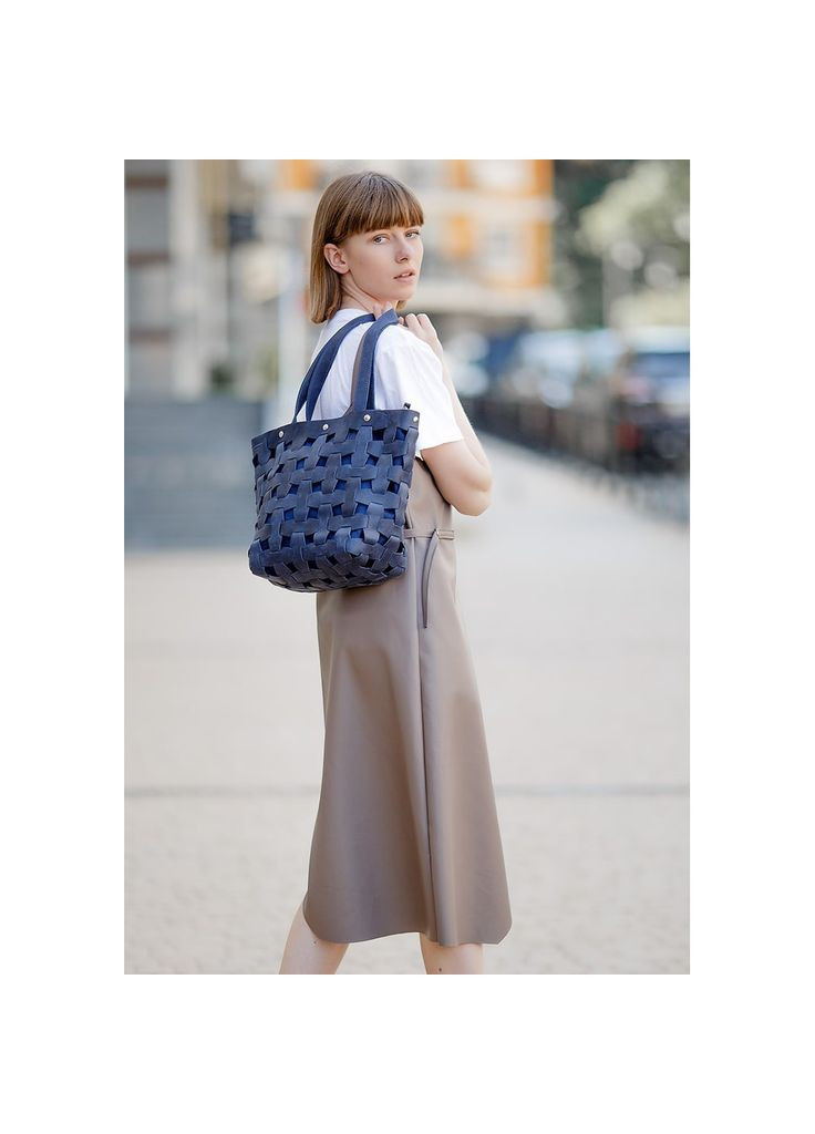 Кожаная женская плетеная сумка Пазл L синяя Crazy Horse (A-026671) BlankNote (327874225)