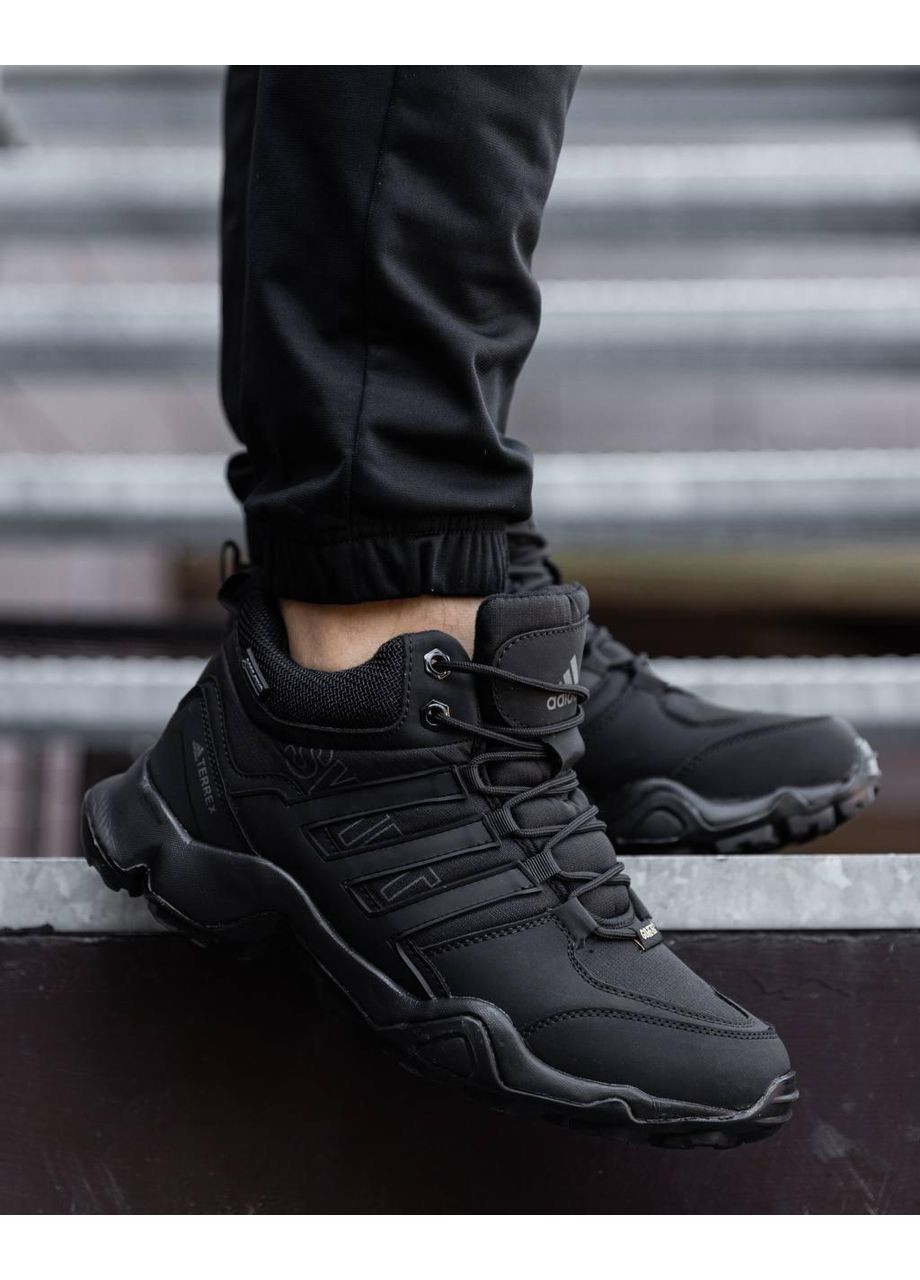 Черные демисезонные кроссовки мужские adidas terrex swift r2 mid gore-tex адидас No Brand