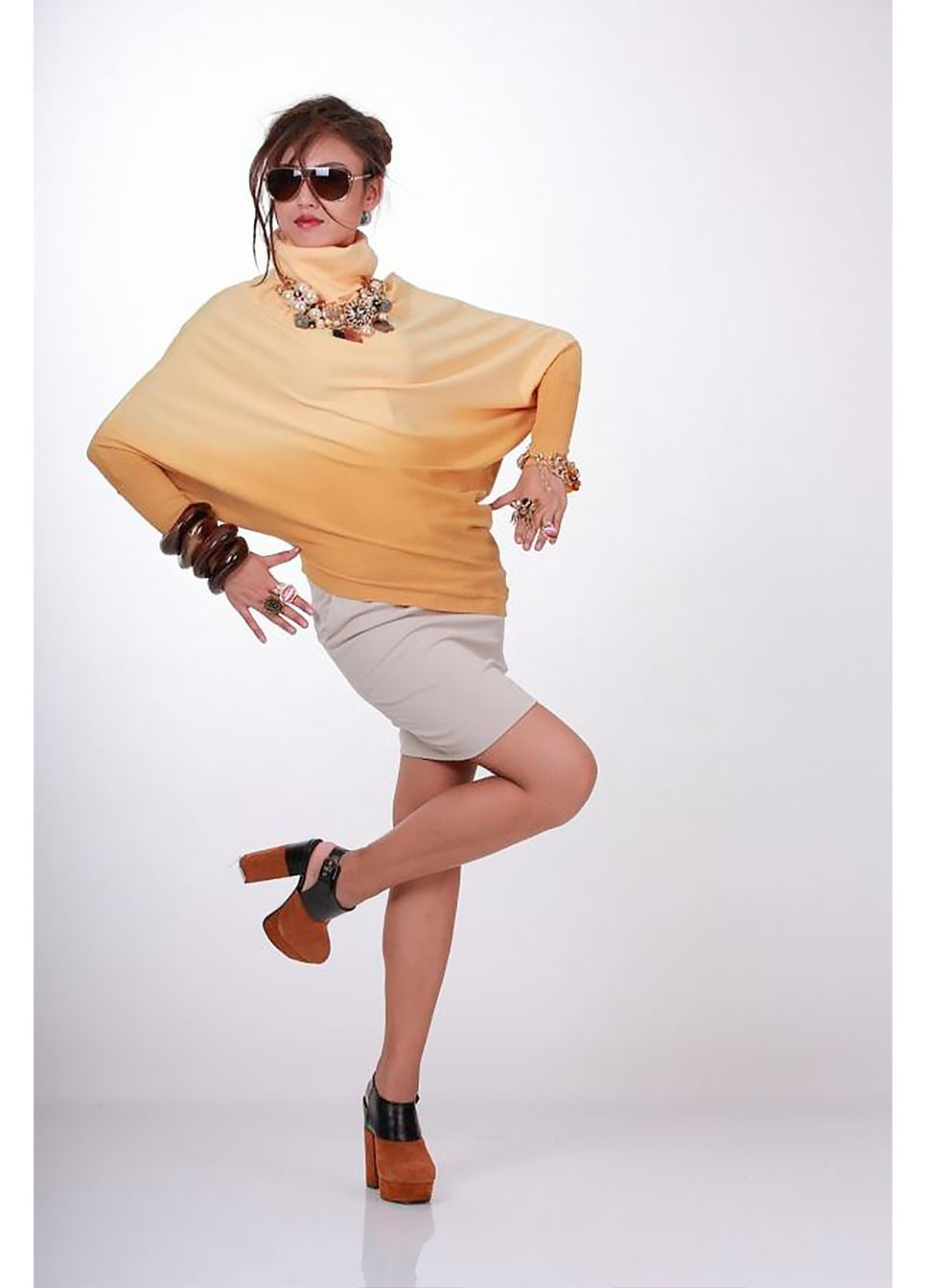 Желтый женский трикотажный свитер летучая мышь gl-0086 жёлтый Forza Viva