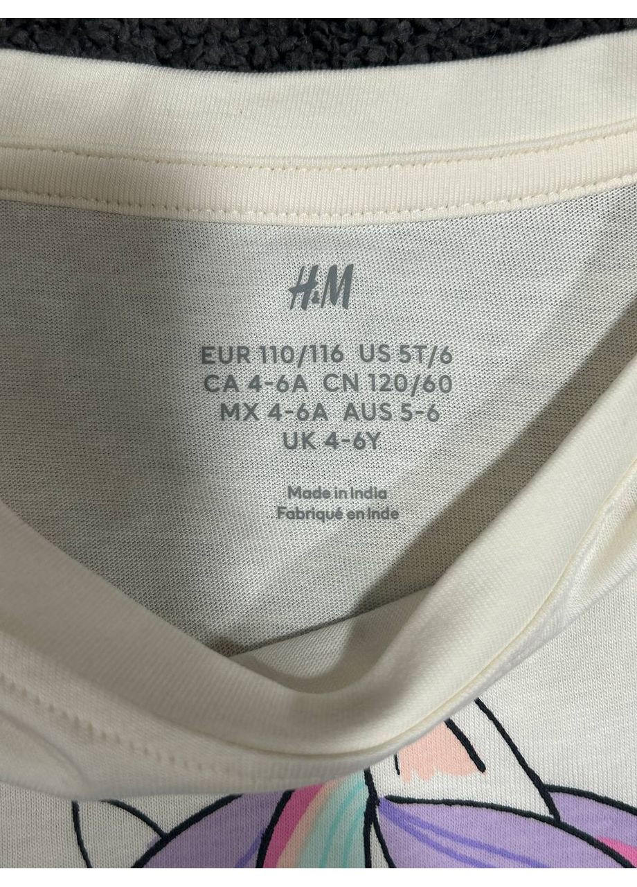 Біла футболка для дівчинки 110/116 No Brand