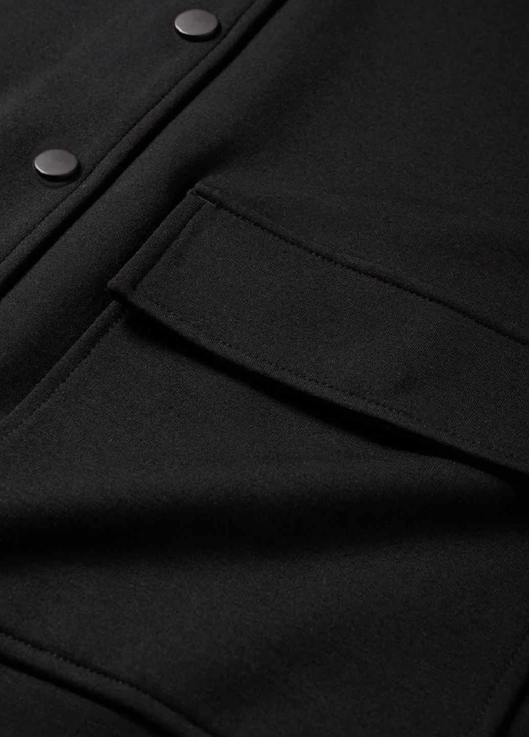 Чорна демісезонна куртка C&A