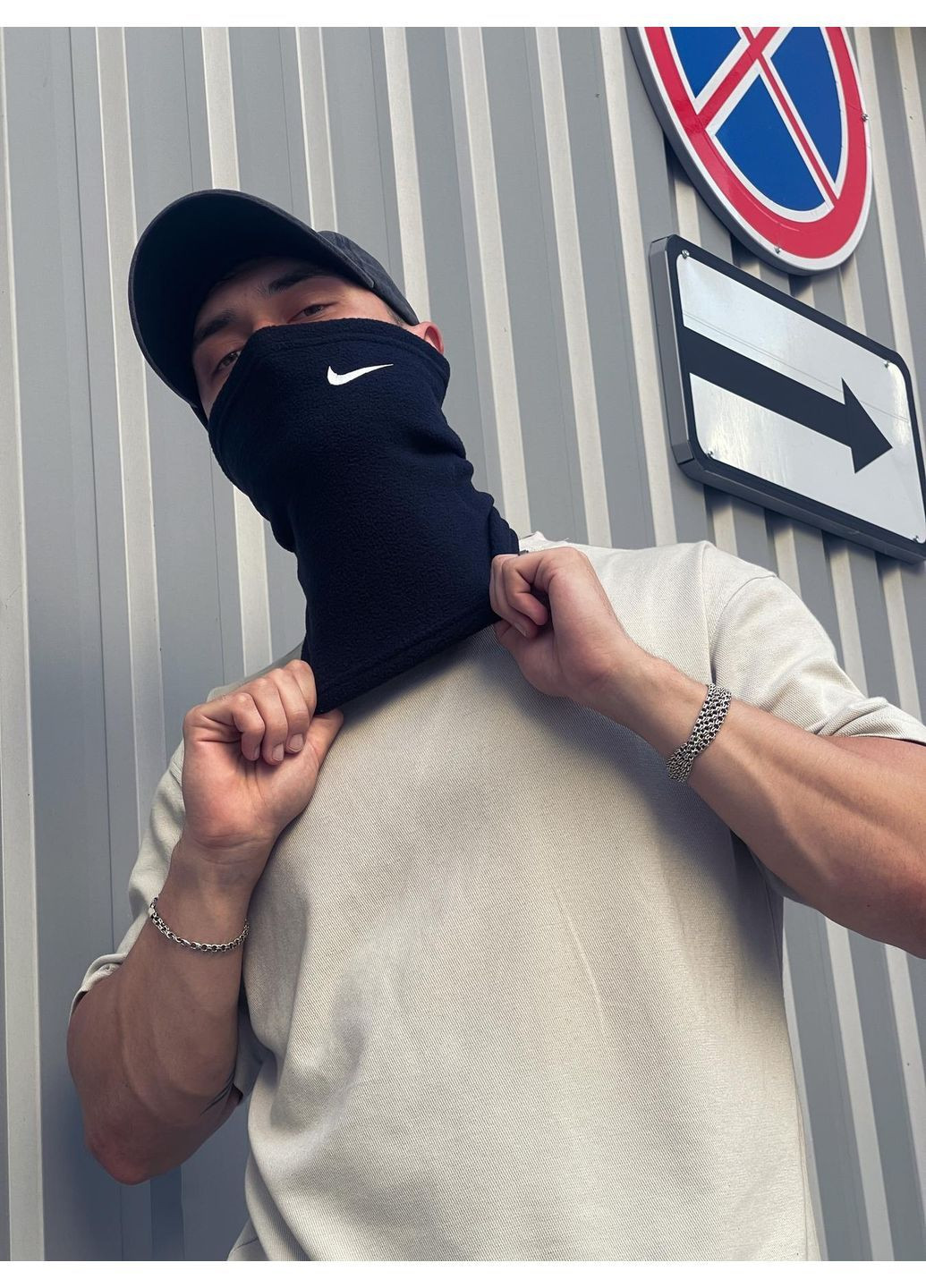 Флісовий баф з вишитим значком теплий синій No Brand Баф-фліс (369900499)