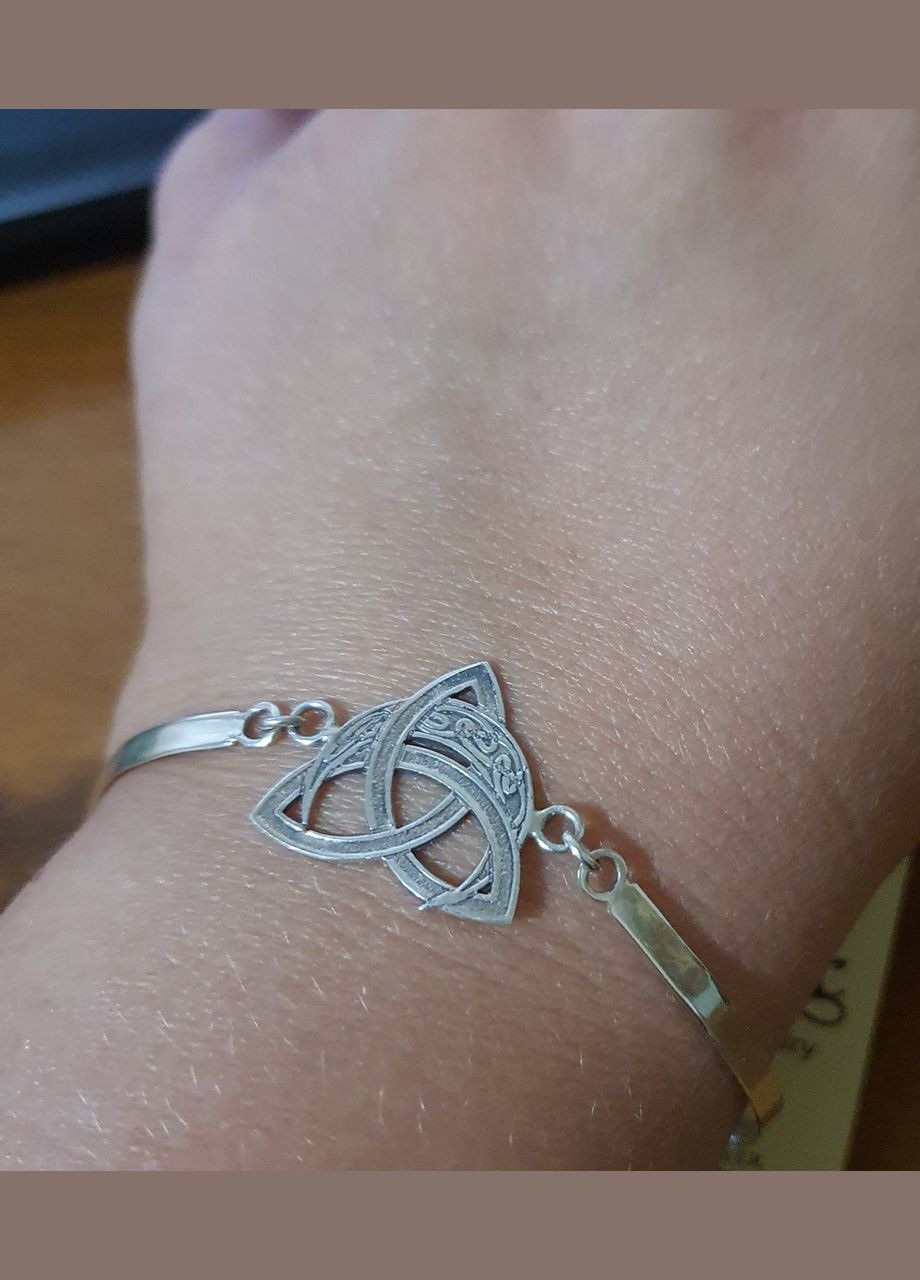 Кулон срібло 925 проба лунниця в триквері оберіг, слов'янський амулет означає вірність, захист і любов. Позолота No Brand (338861812)