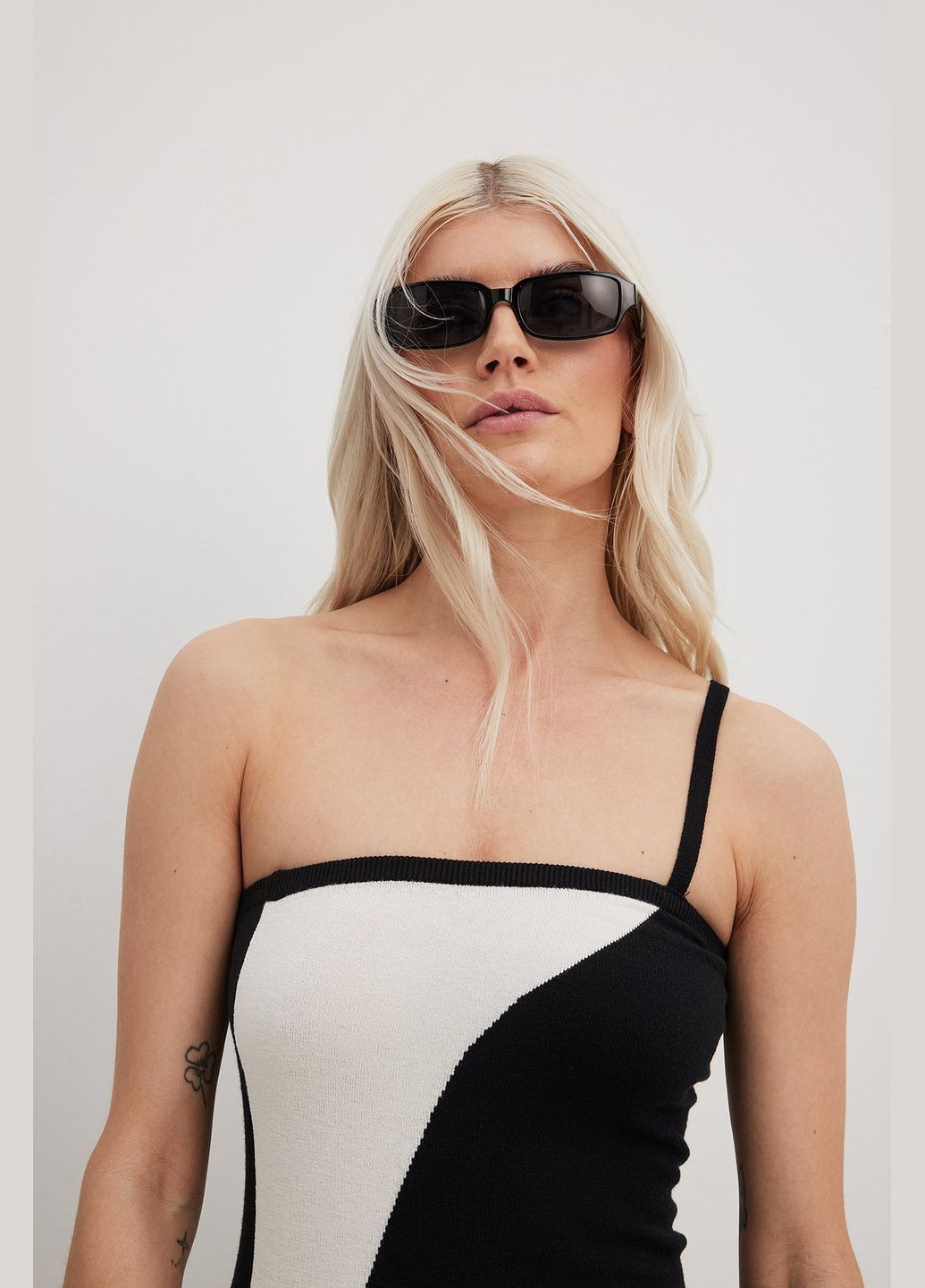 Чорна сукня максі демісезон,чорний-білий, NA-KD