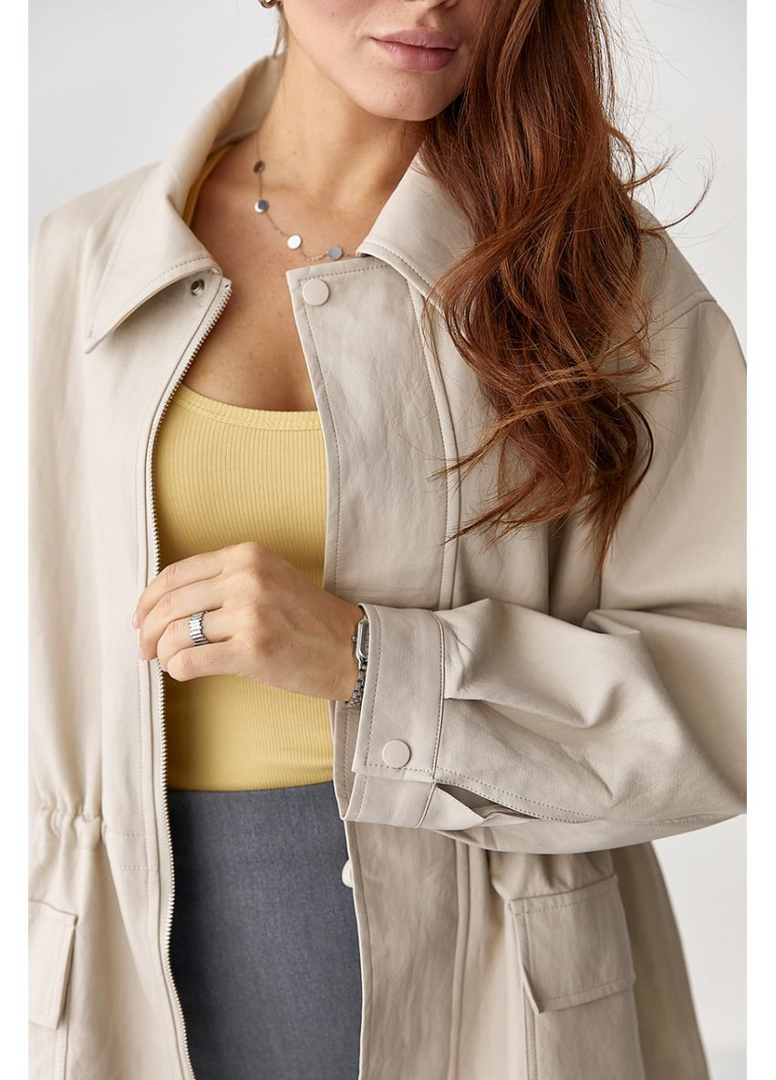 Бежева демісезонна жіноча подовжена куртка зі шкірозамінника. Lurex Куртка из кожзама