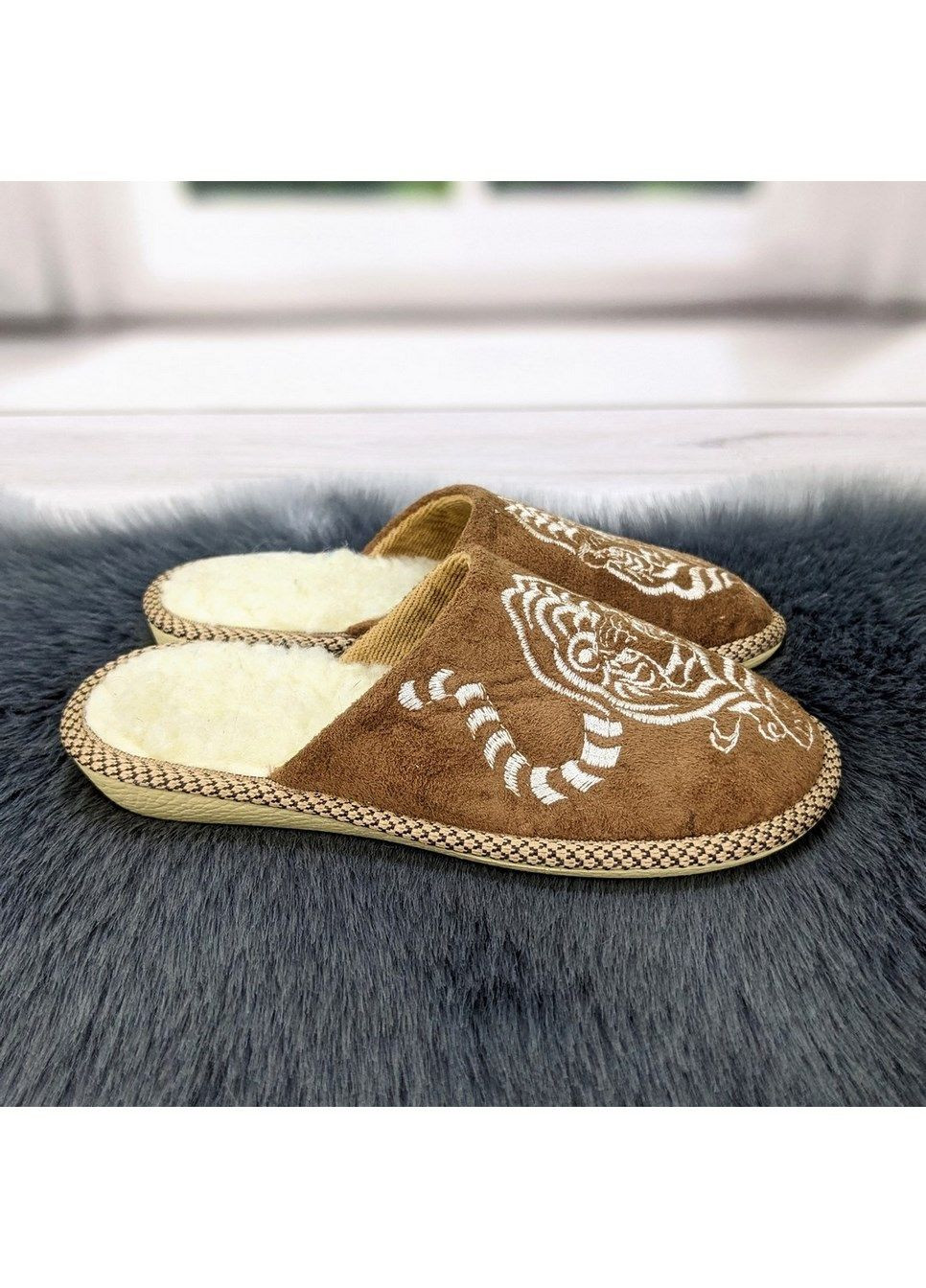 Коричневые тапочки детские Белста